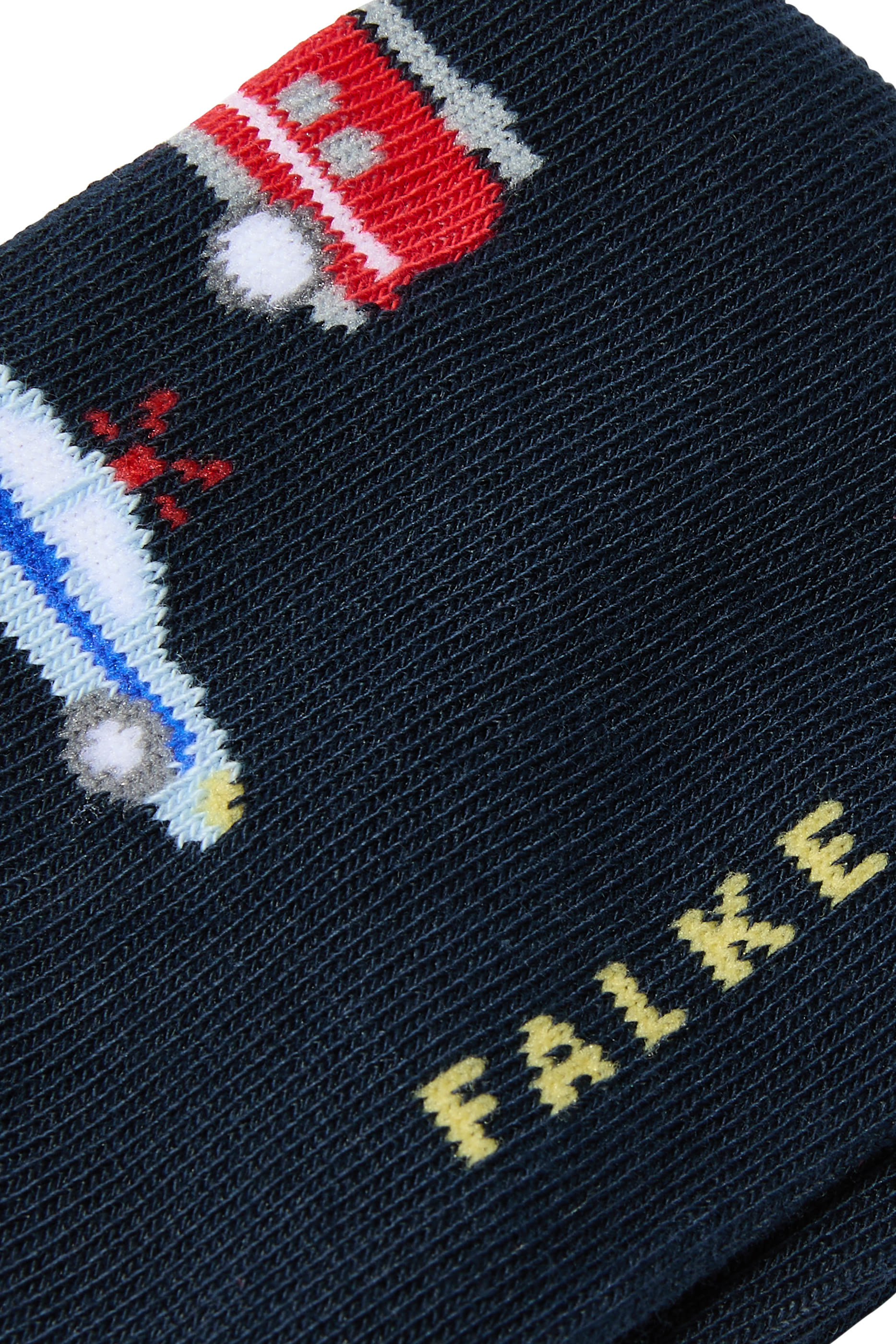 جوارب مزينة بسيارت شرطة وإطفاء للأطفال