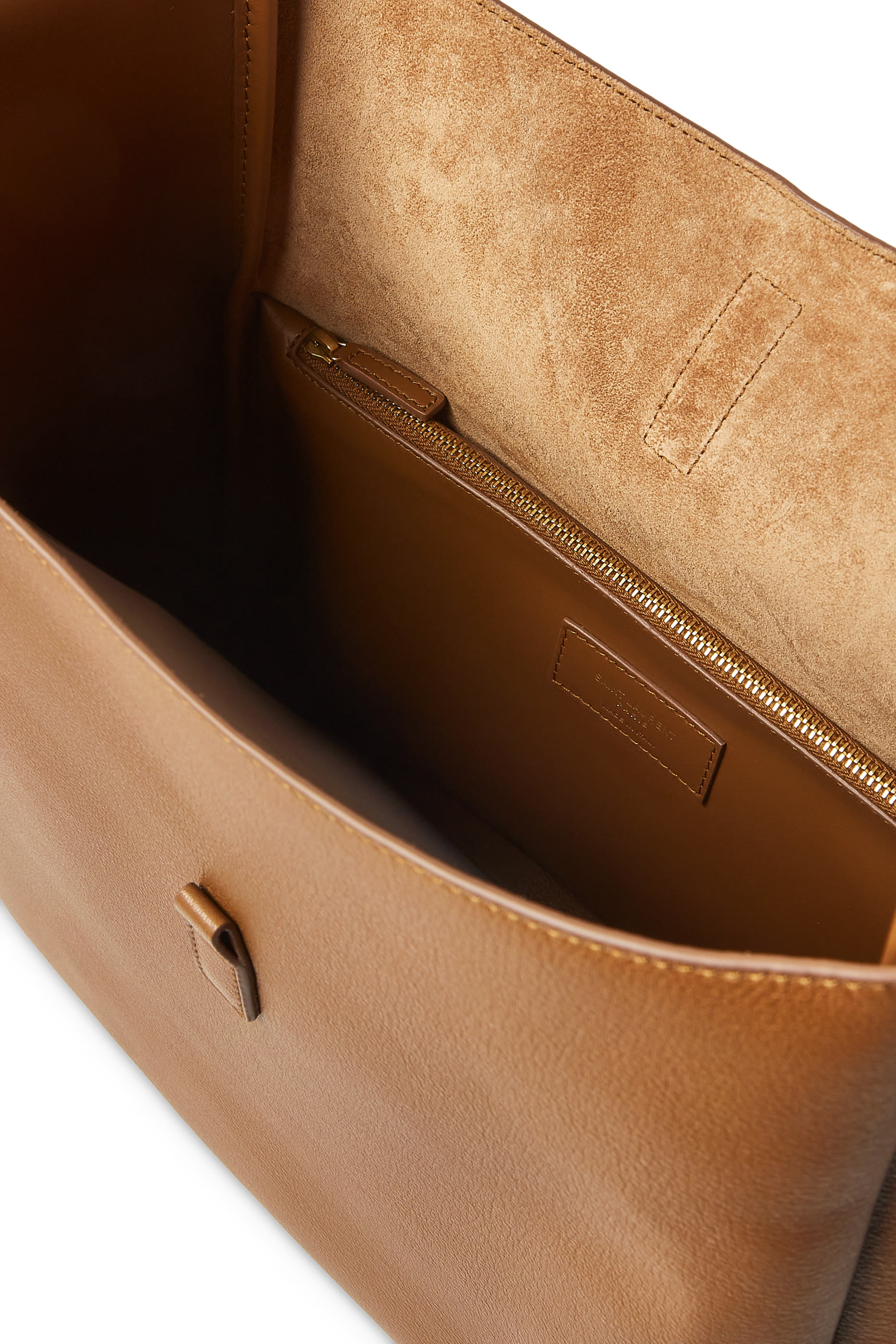 حقيبة لو 5 ايه 7 كبيرة جلد بارز الملمس