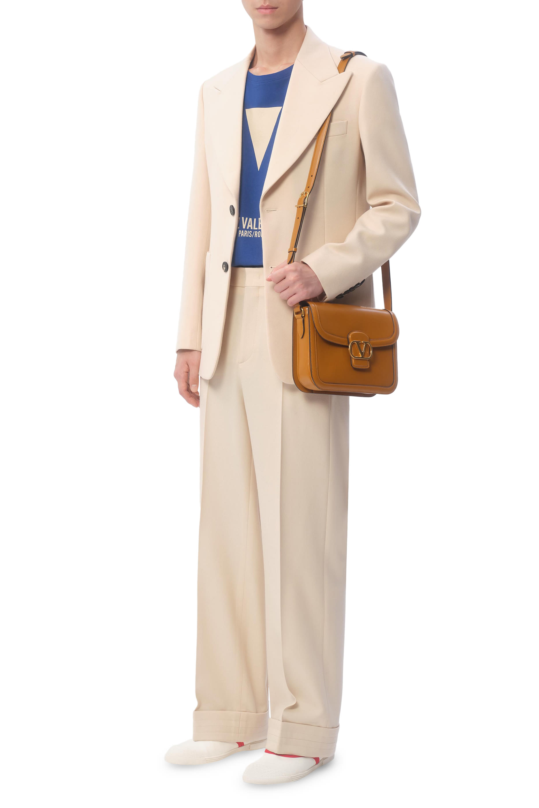 تيشيرت بطبعات شي فالنتينو