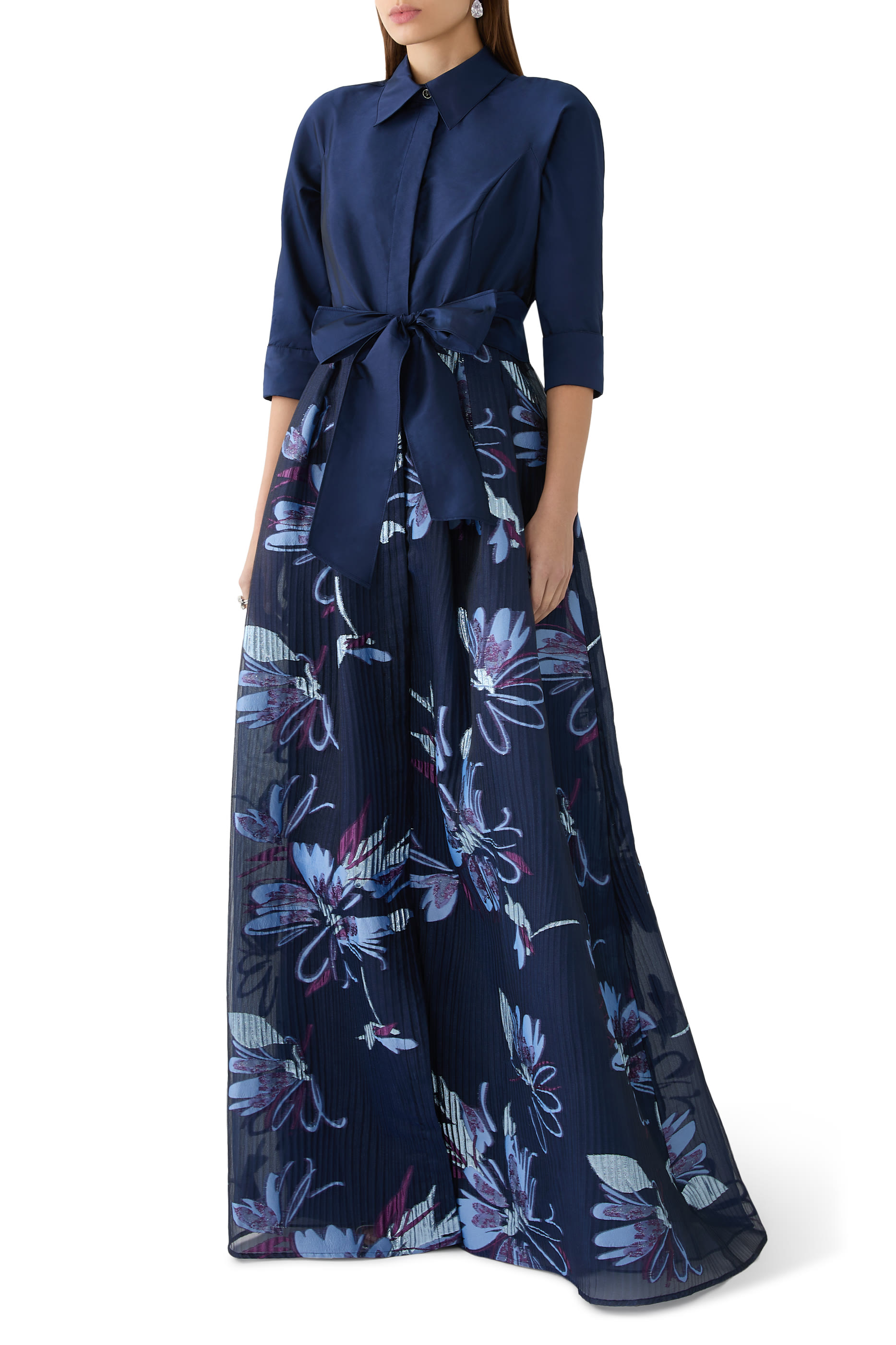 فستان سهرة مزخرف بزهور وأورجانزا ألتفتا بارز الملمس