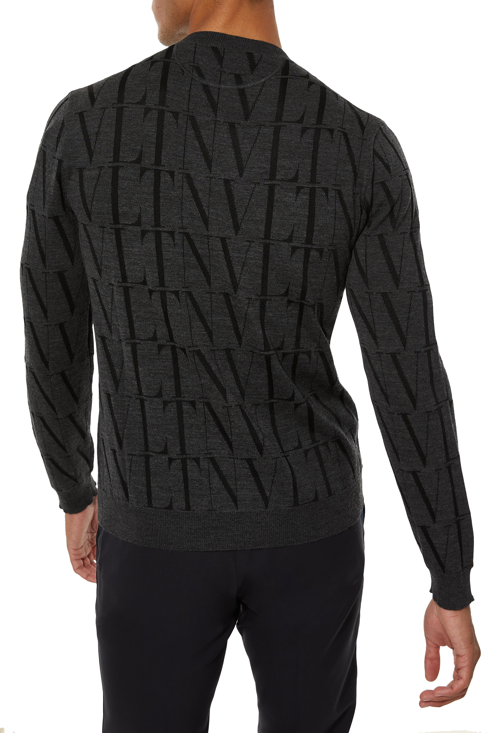 كنزة جيرسيه بشعار VLTN