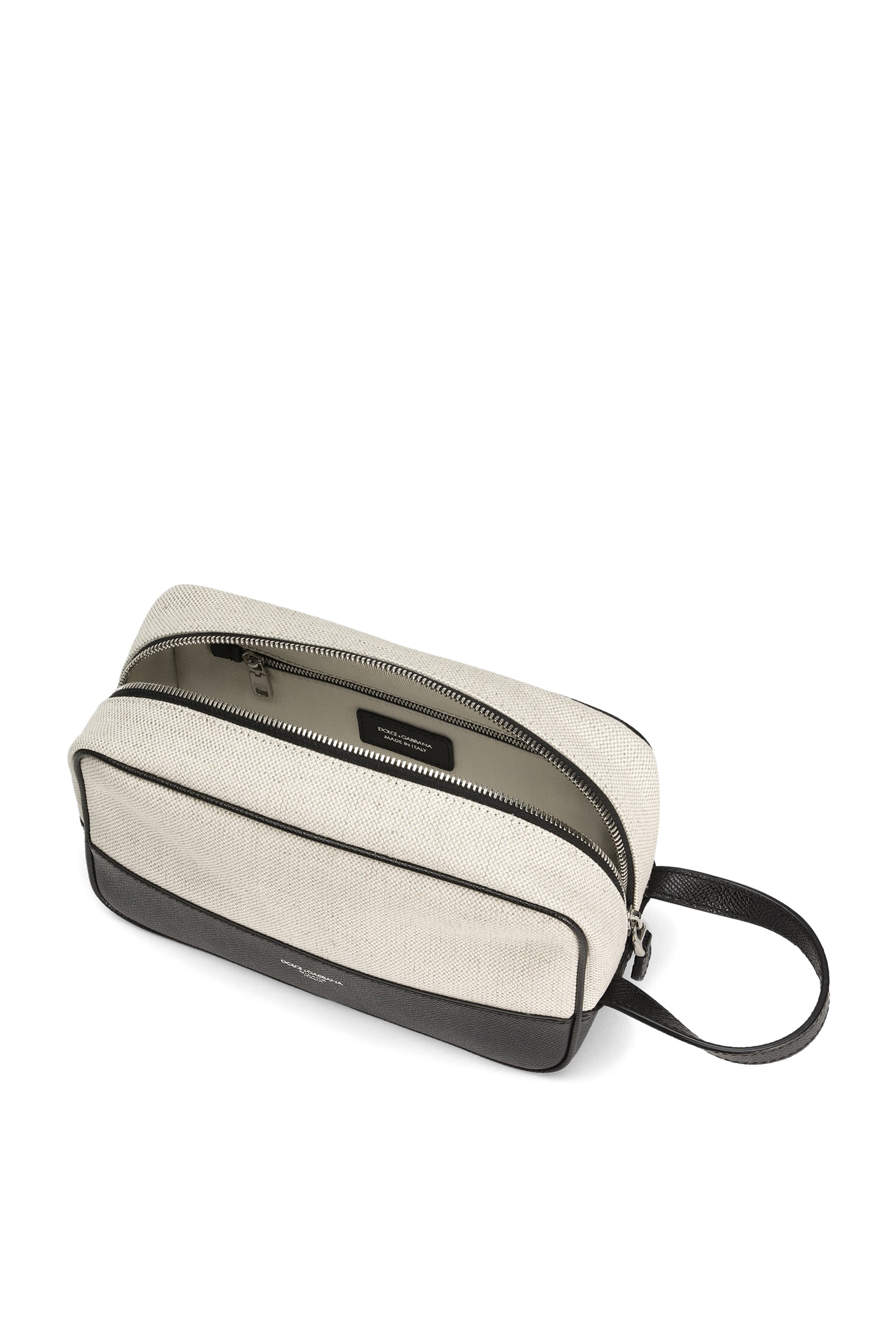 حقيبة صغيرة بشعار الماركة جلد عجل