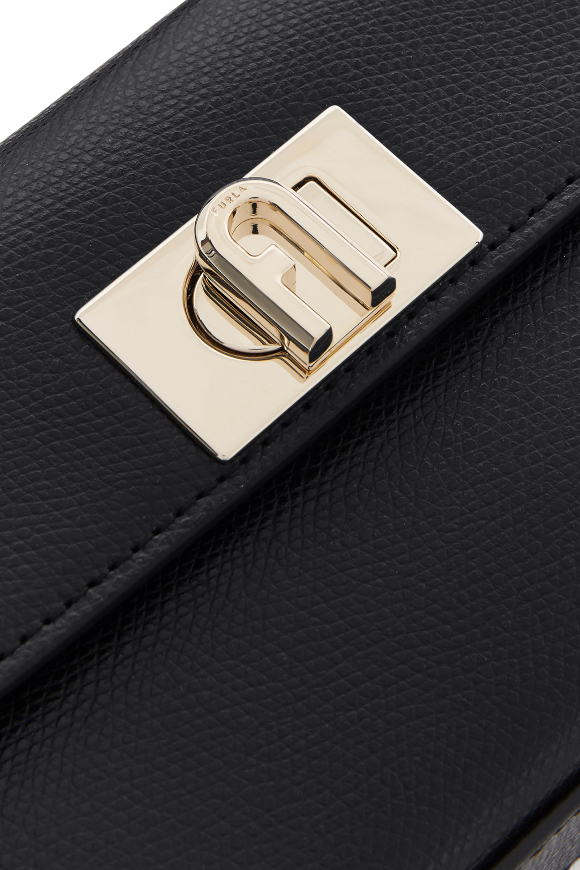 حقيبة كروس بودي 1927 صغيرة