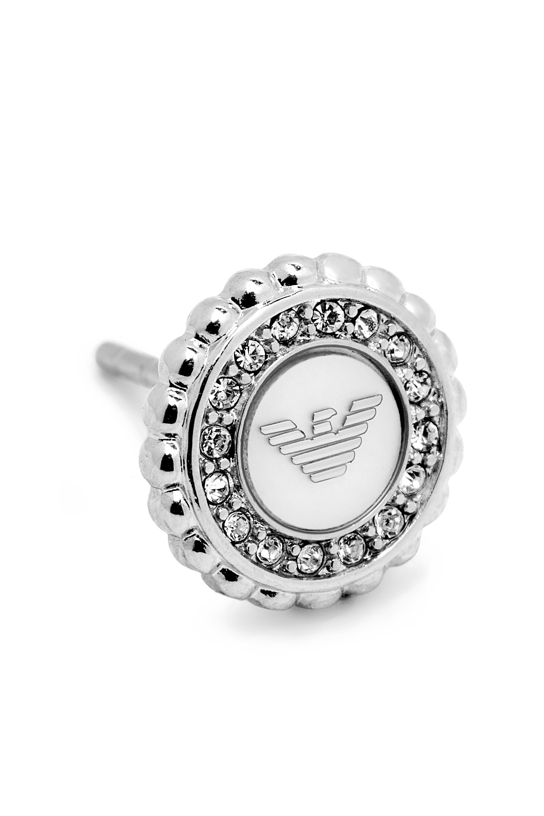 أقراط مرصعة بشعار الماركة