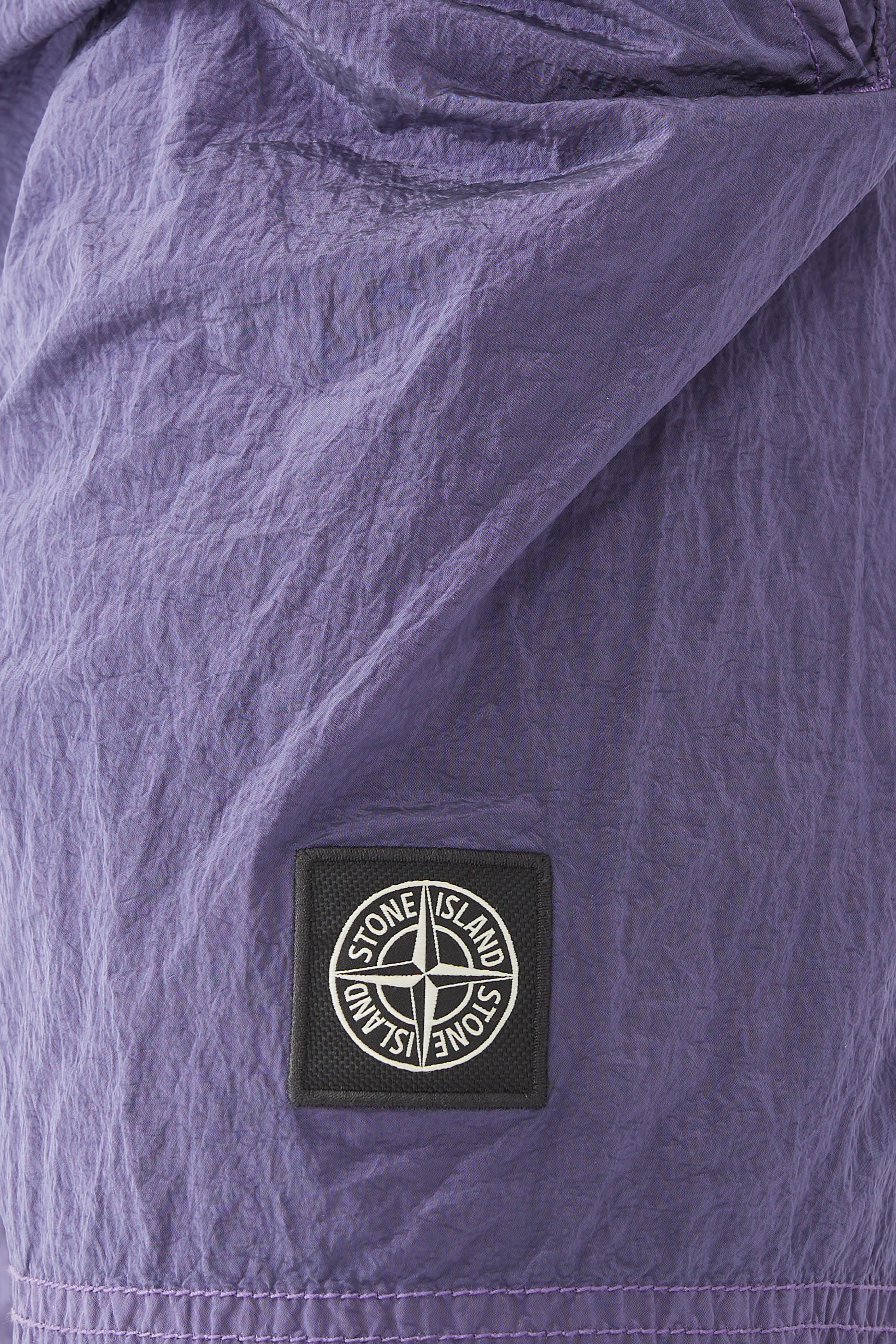 شورت برباط تضييق وشعار الماركة