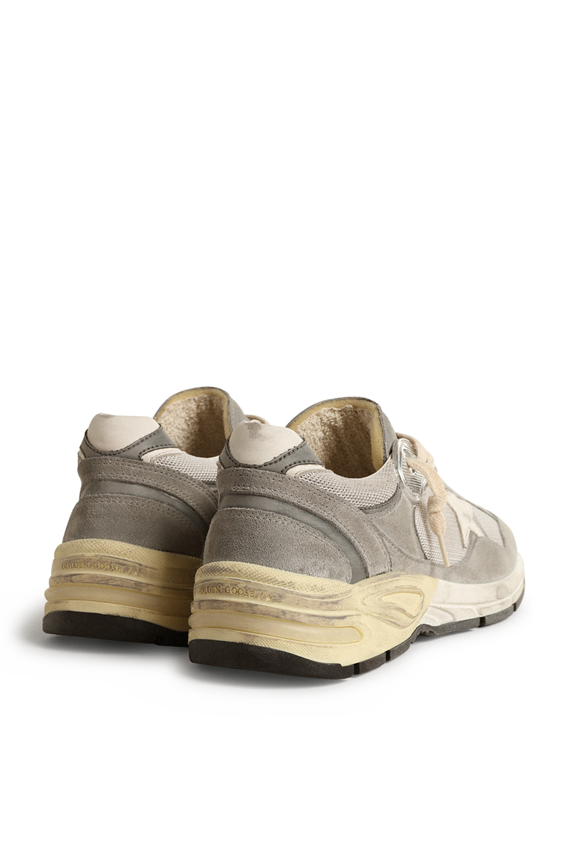 سنيكرز داد ستار