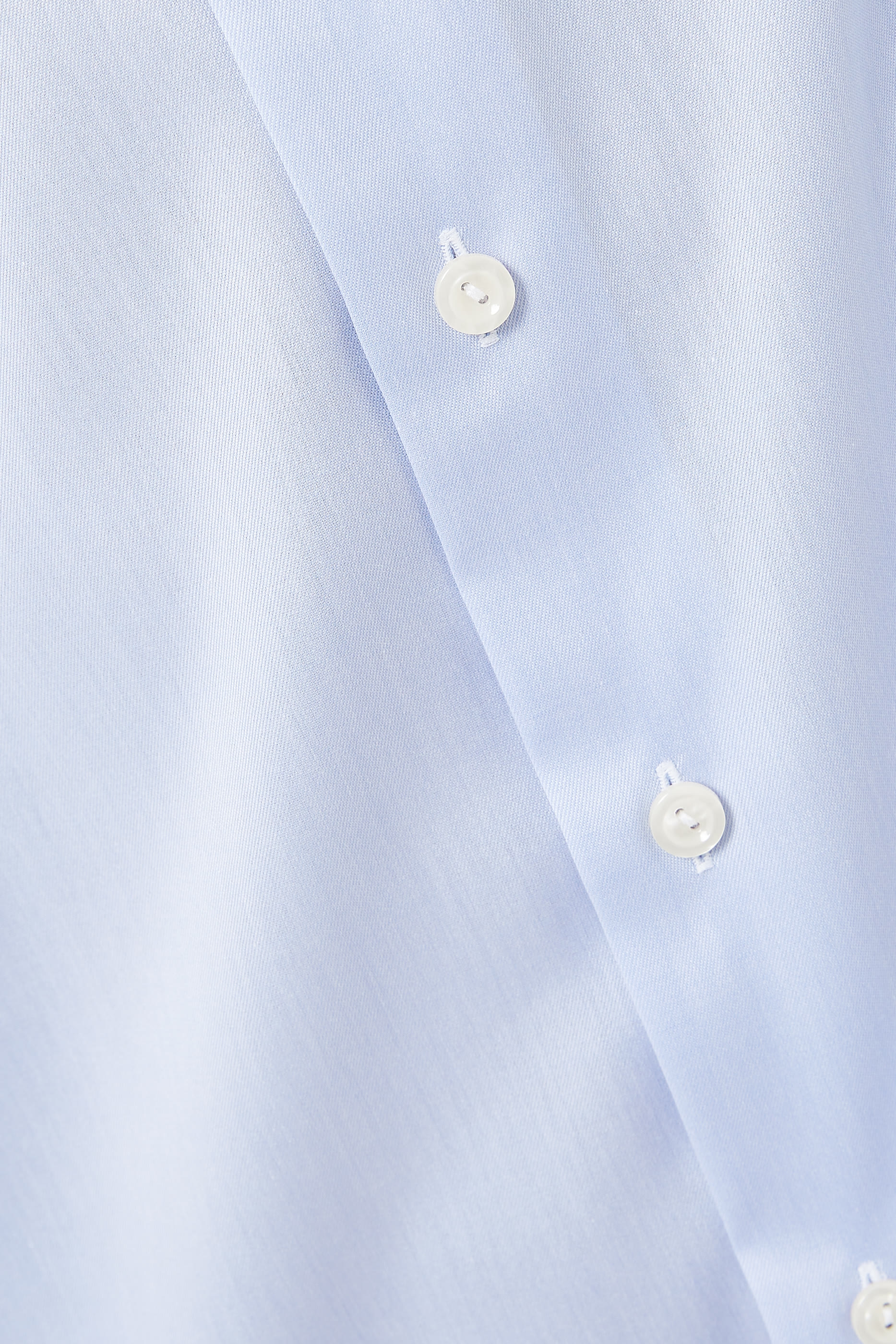 قميص إكستريم بياقة مقطوعة وقصة ضيقة