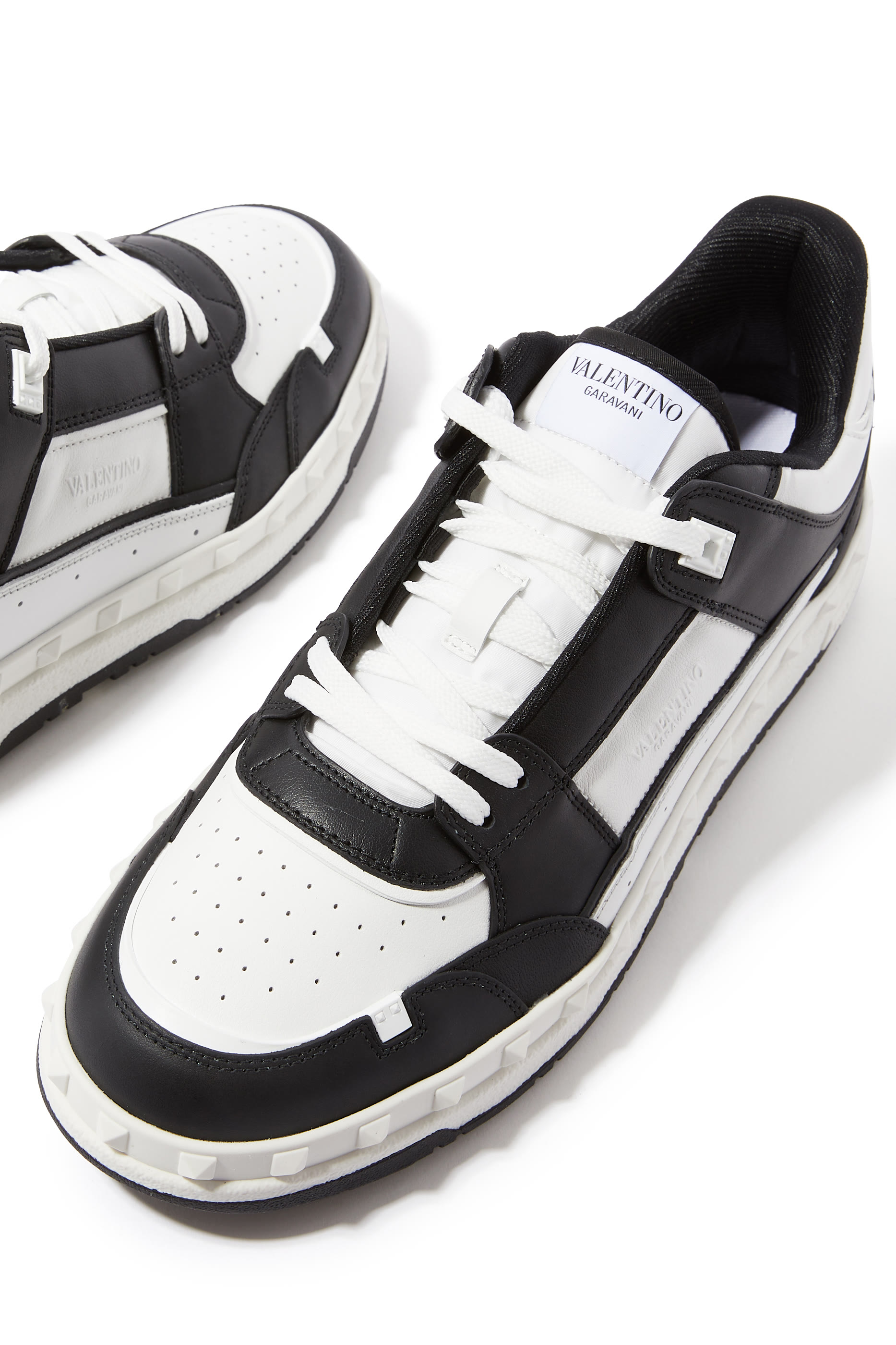 سنيكرز فريدوتس بكاحل منخفض