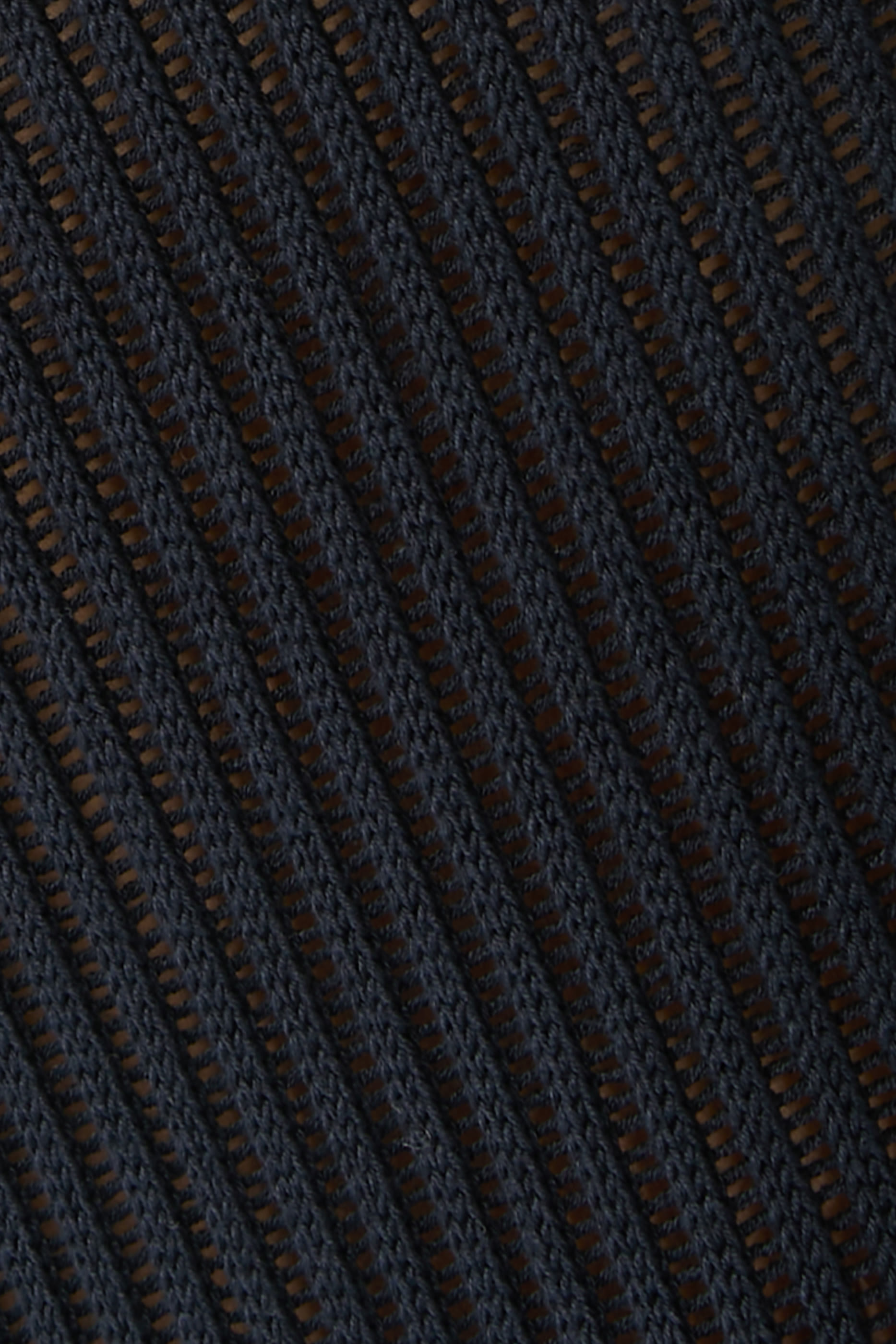 فيست بنمط سترة