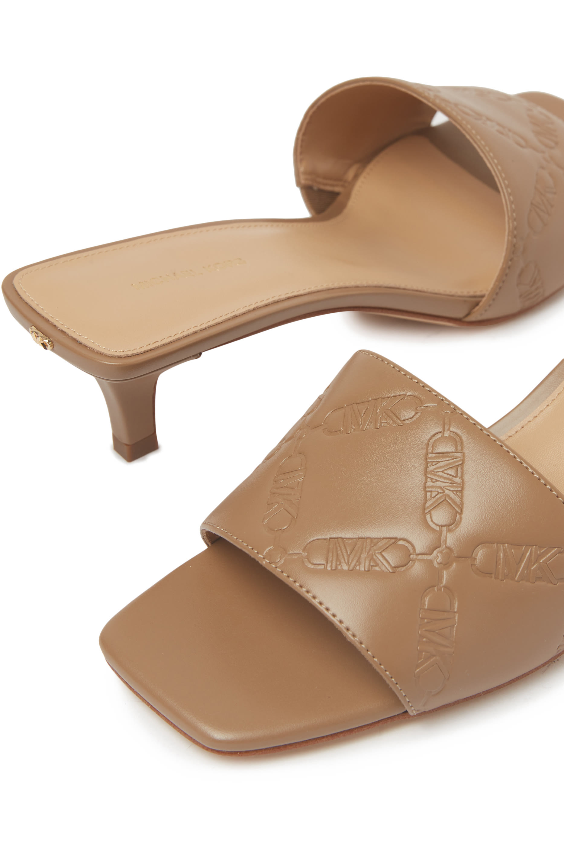 صندل مريام 50 بكعب قصير