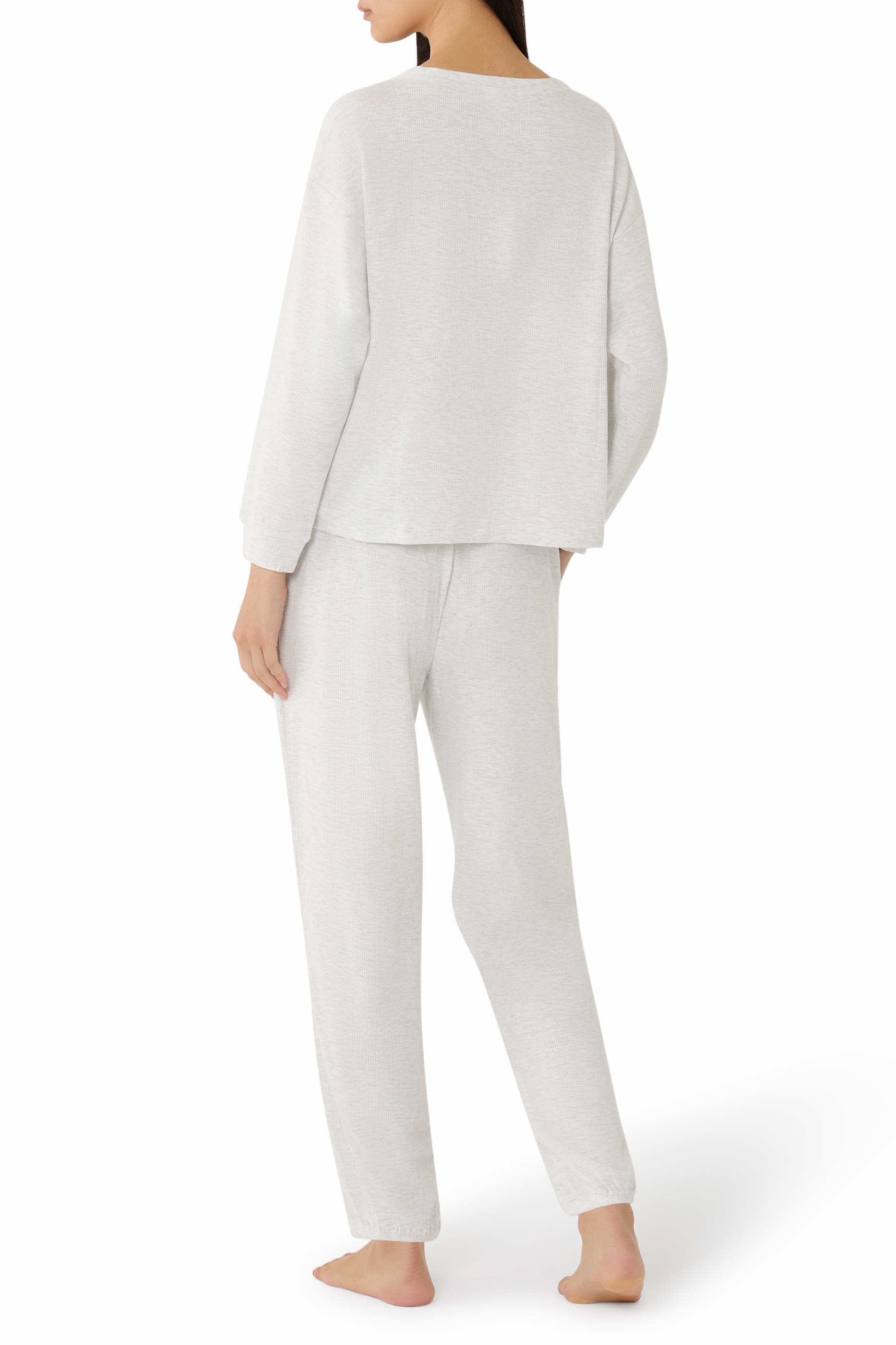 طقم بيجامة للبيت نسيج متشابك