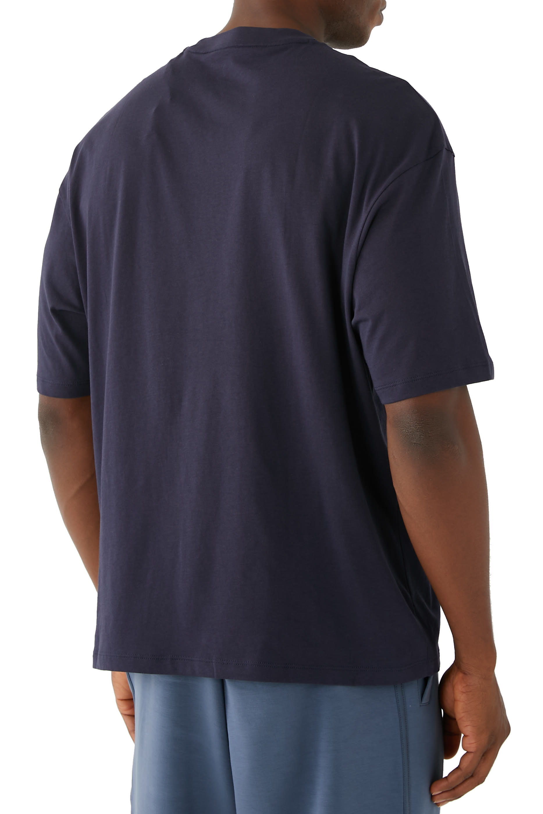 تيشيرت بياقة ضيقة قطن