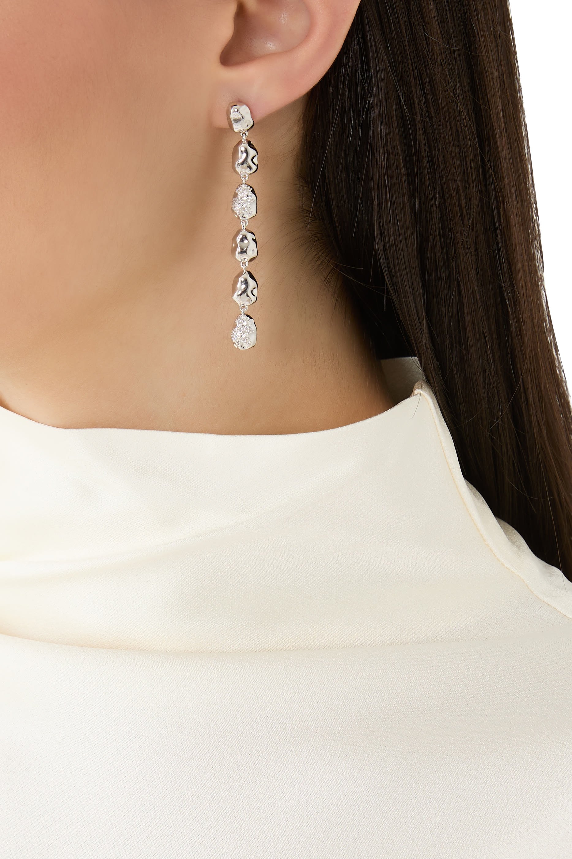 أقراط إيفا طويلة مرصعة بكريستال، فضة إسترلينية