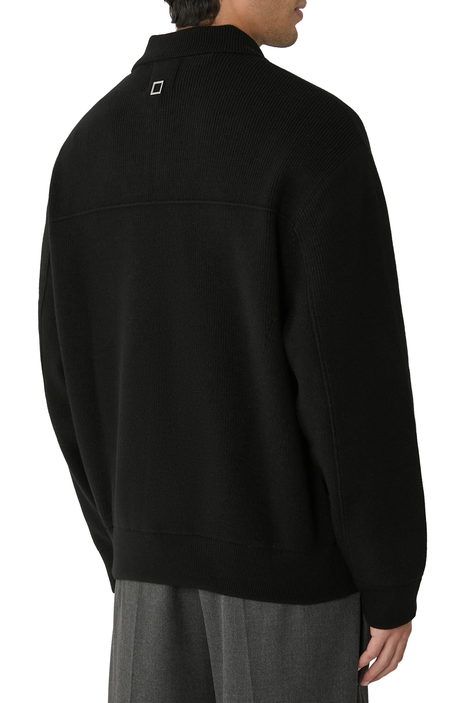 قميص بولو بنصف سحاب