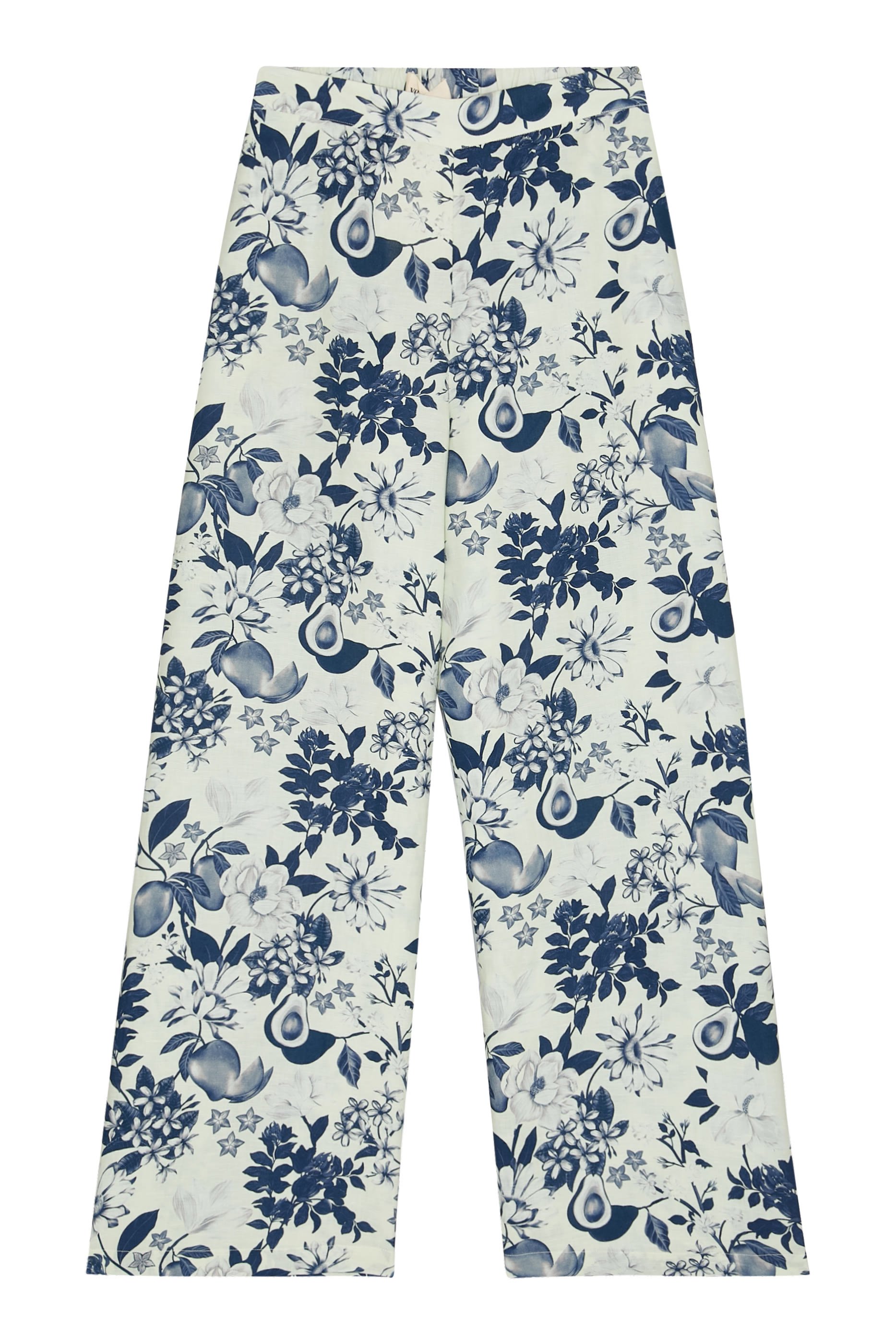 بنطال بقصة واسعة