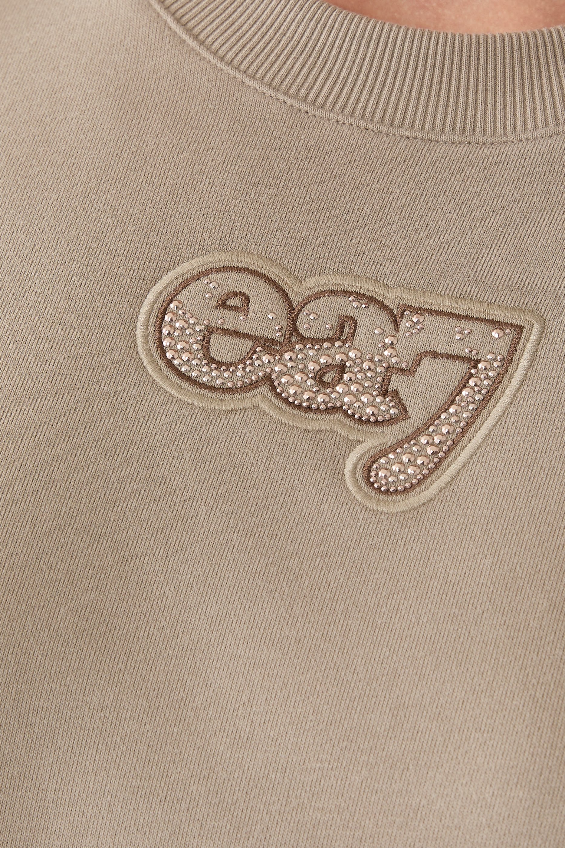 تيشيرت بشعار الماركة