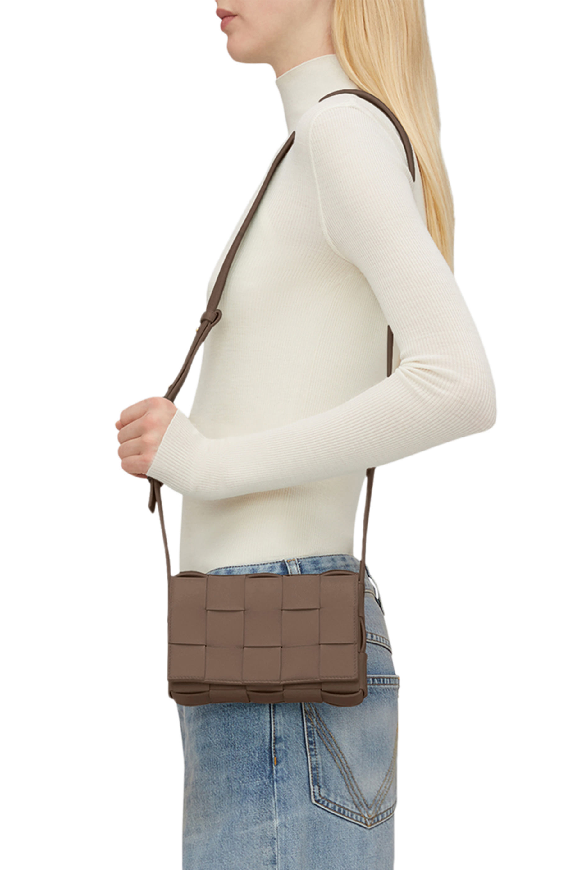 حقيبة كاسيت كروس بودي صغيرة