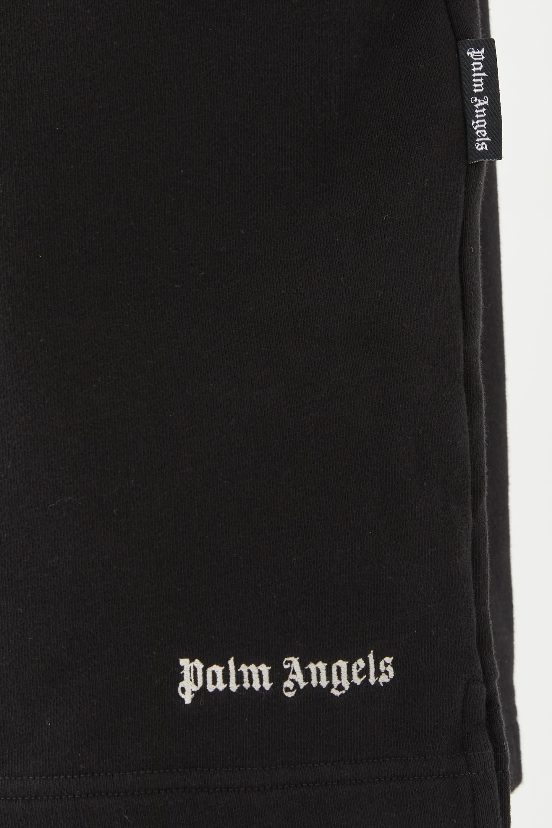 شورت رياضي  بشعار الماركة كلاسيكي