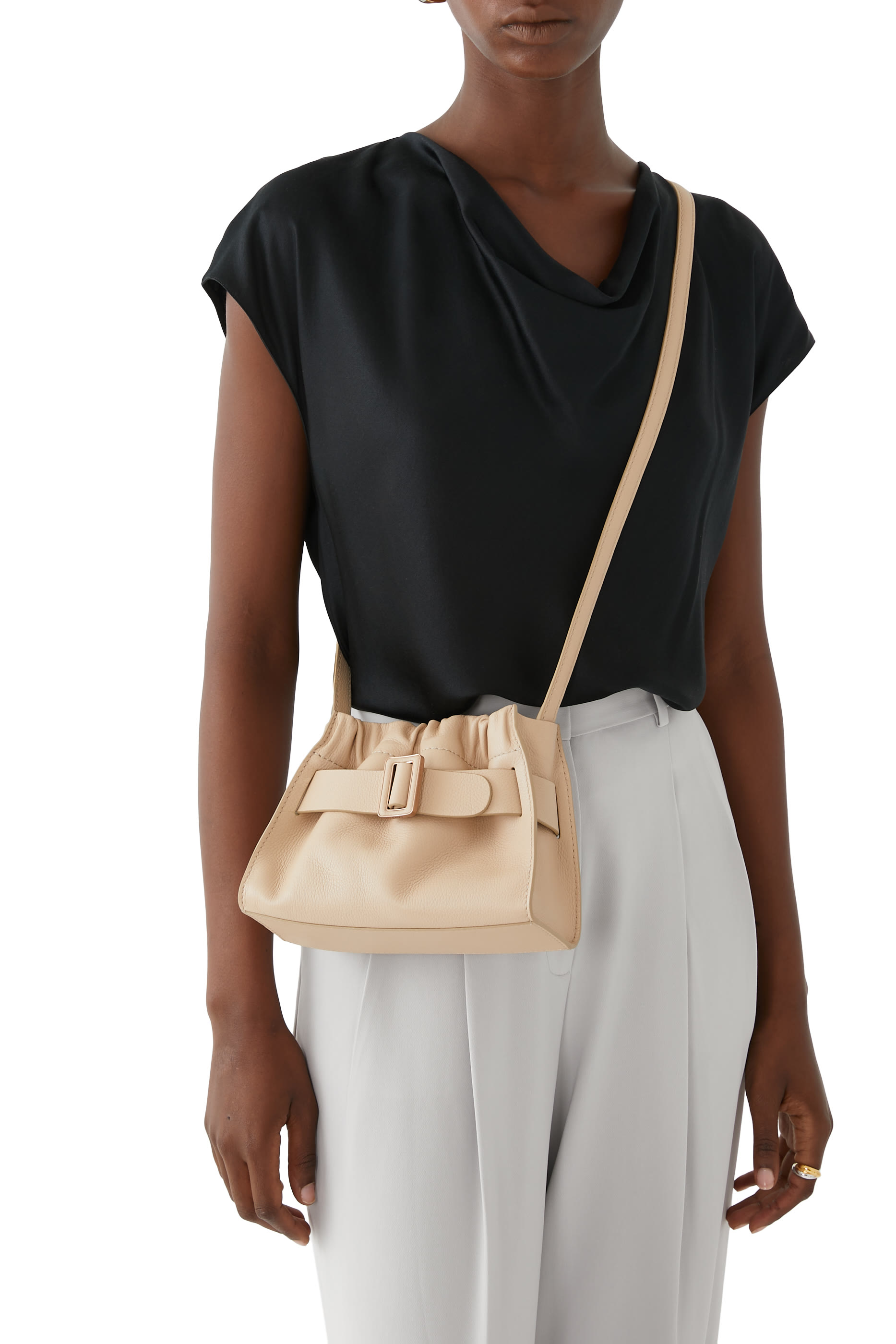 حقيبة صغيرة سكرانشي بتصميم مربع