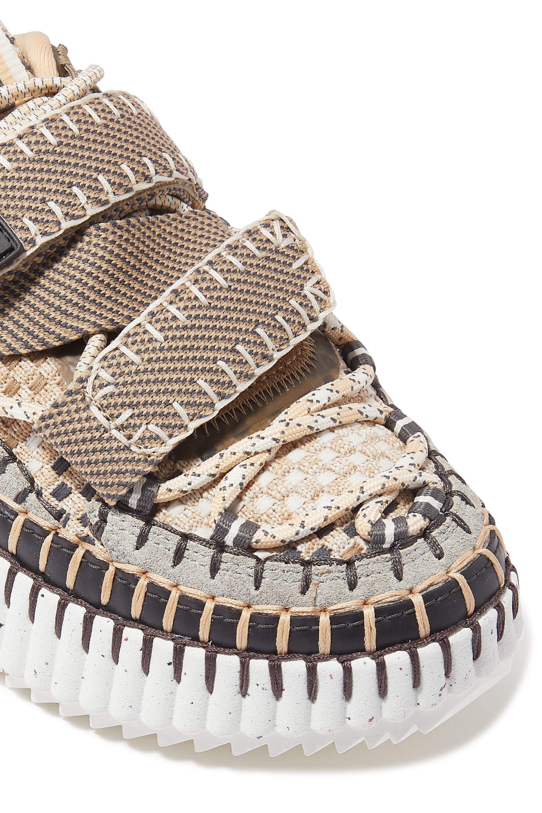 سنيكرز ناما معاد تدويره