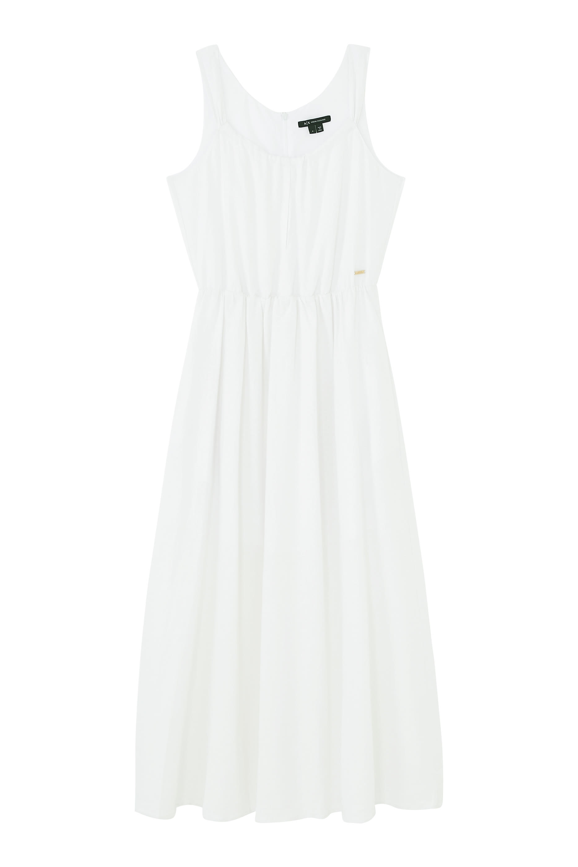 فستان طويل بلا أكمام