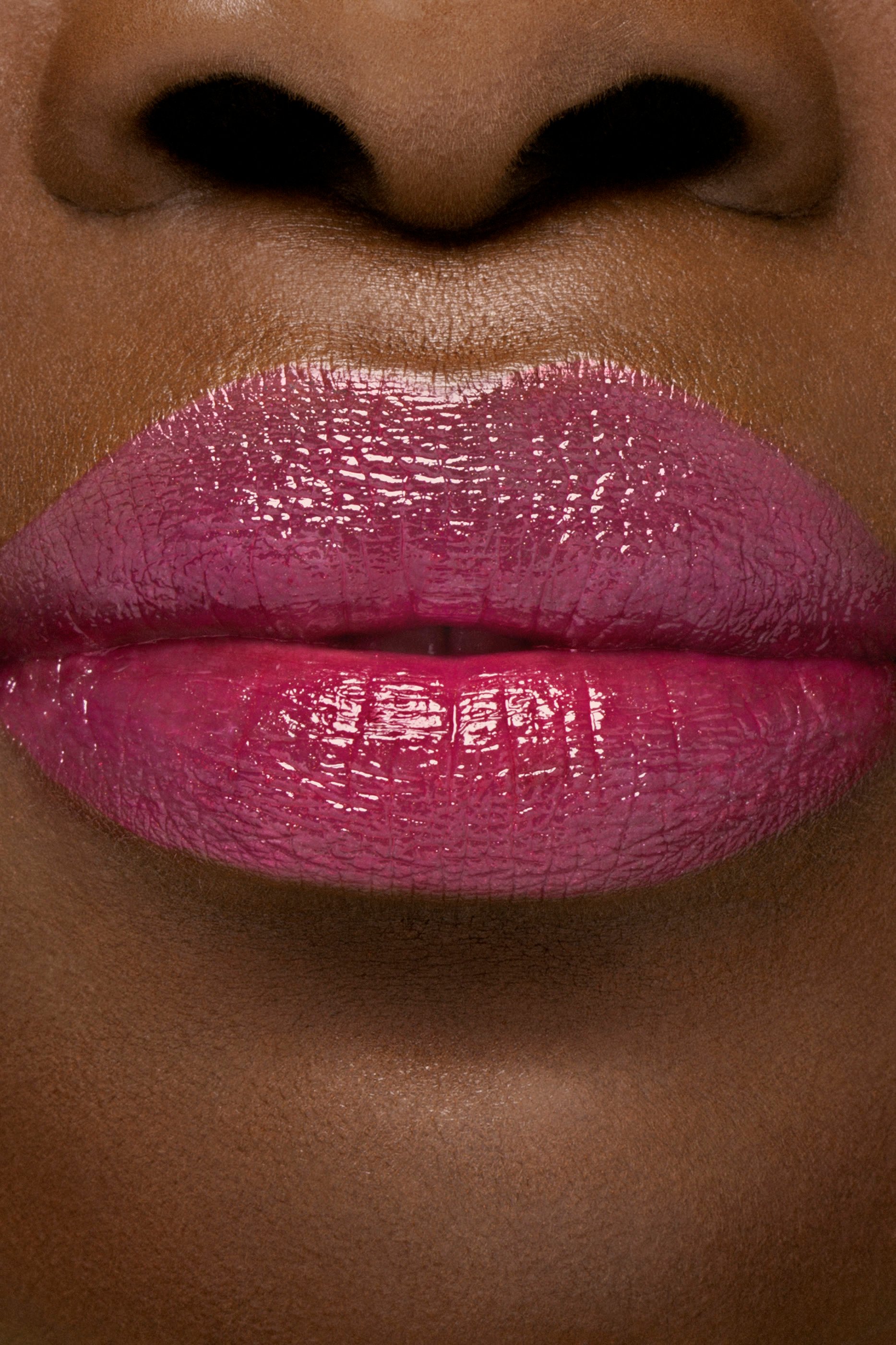 مرطب فيتو ليب تويست