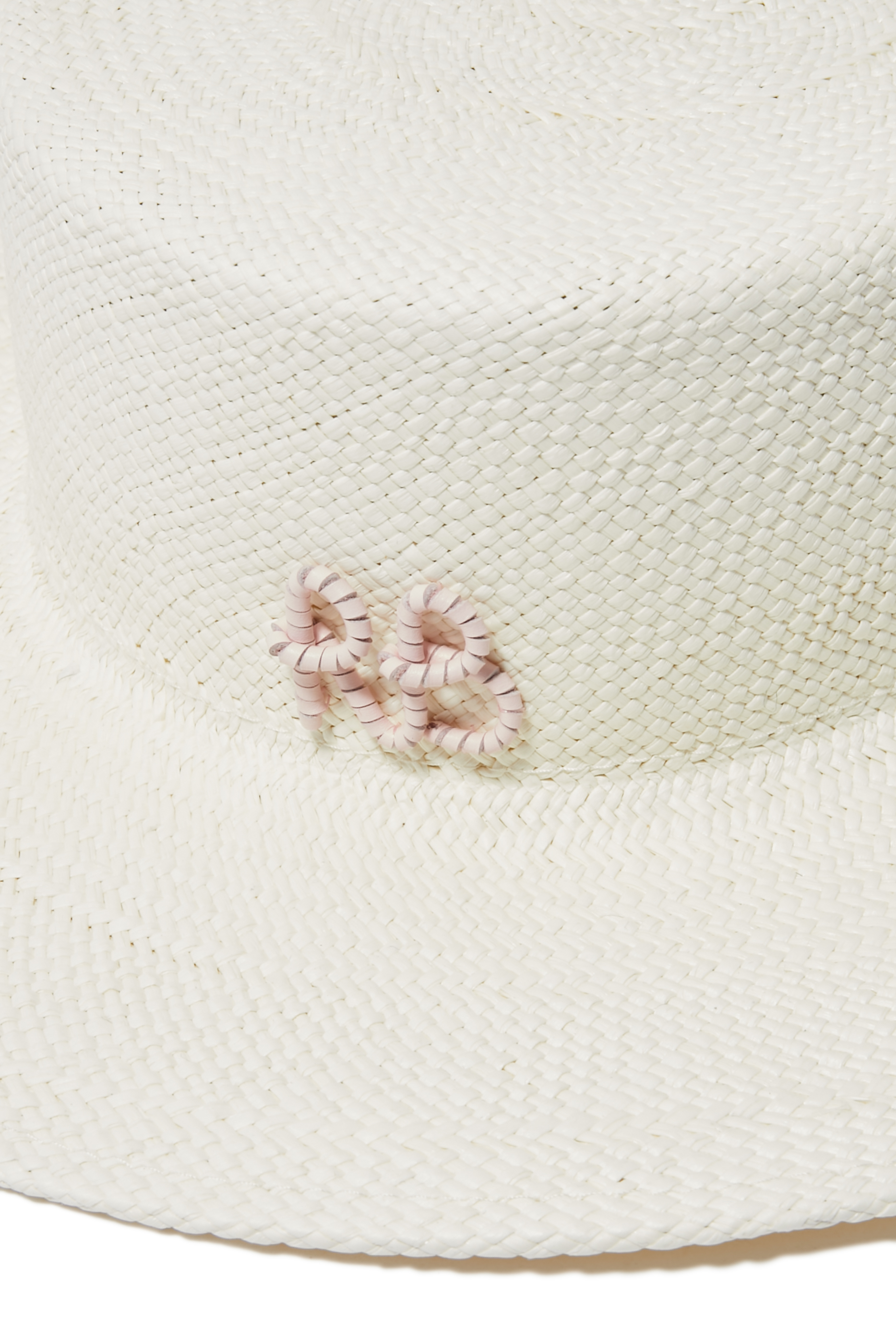 قبعة بتصميم مسطح برباط عنق وشريط ذقن