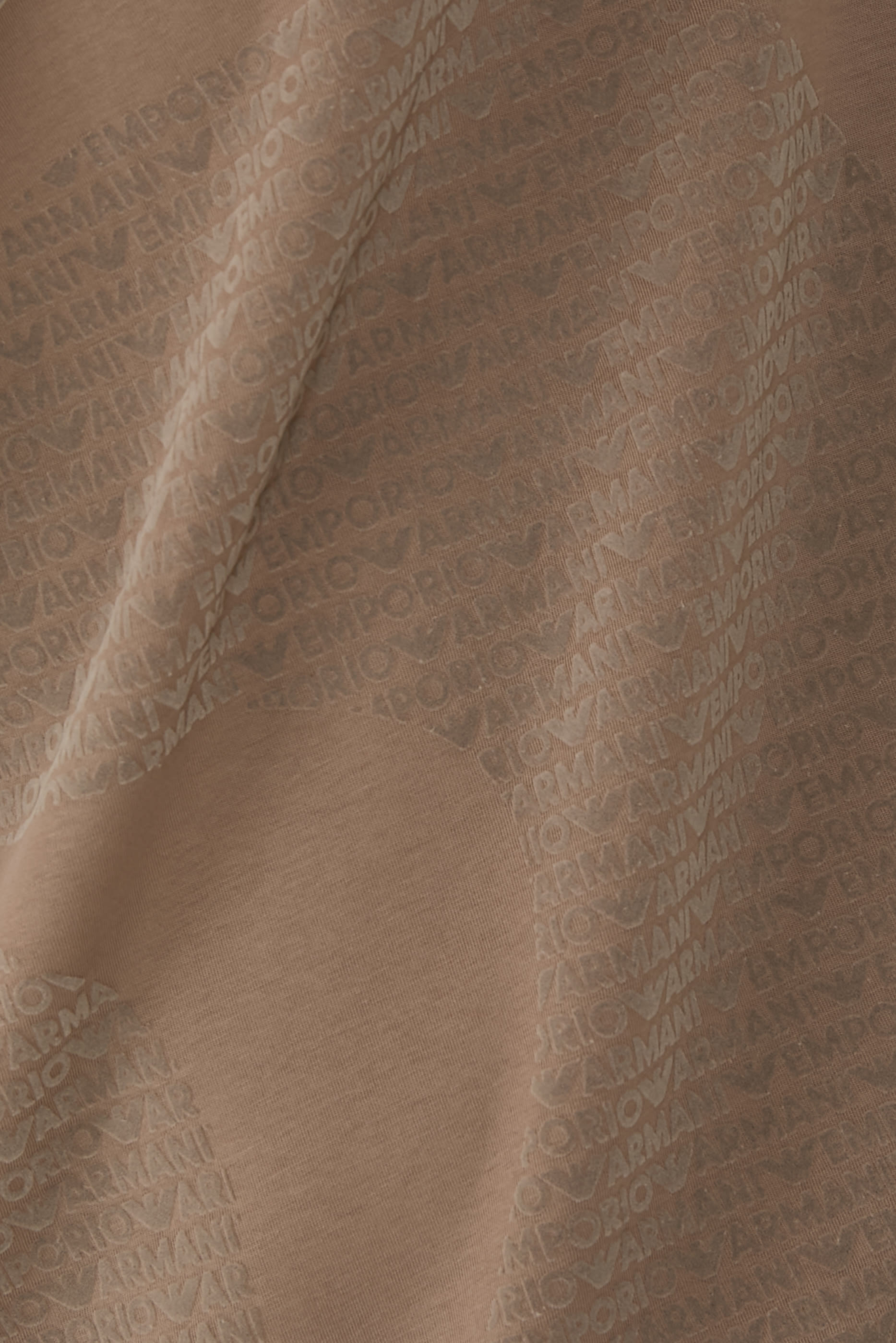 سويت شيرت بشعار الماركة