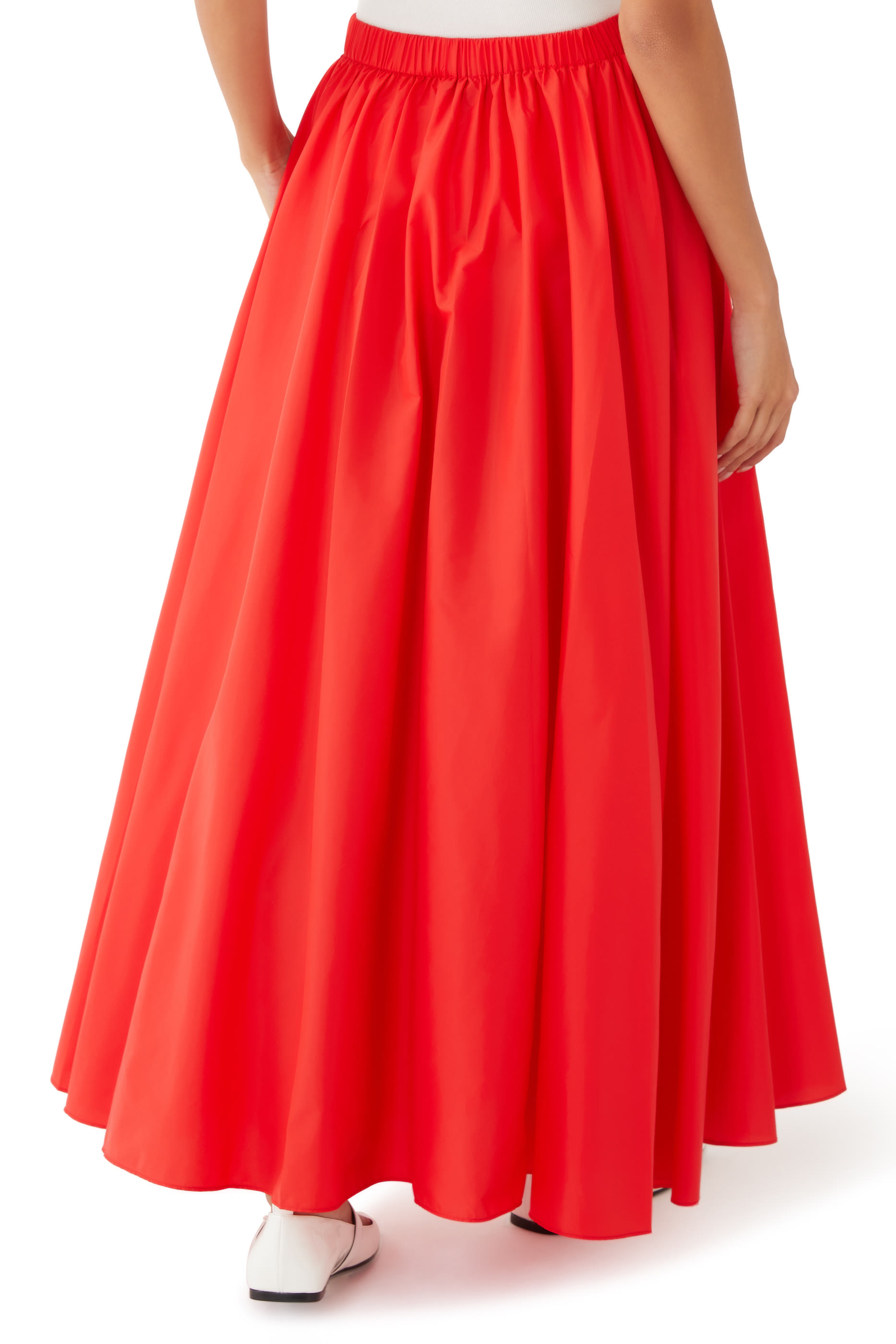 تنورة  إيدن طويلة