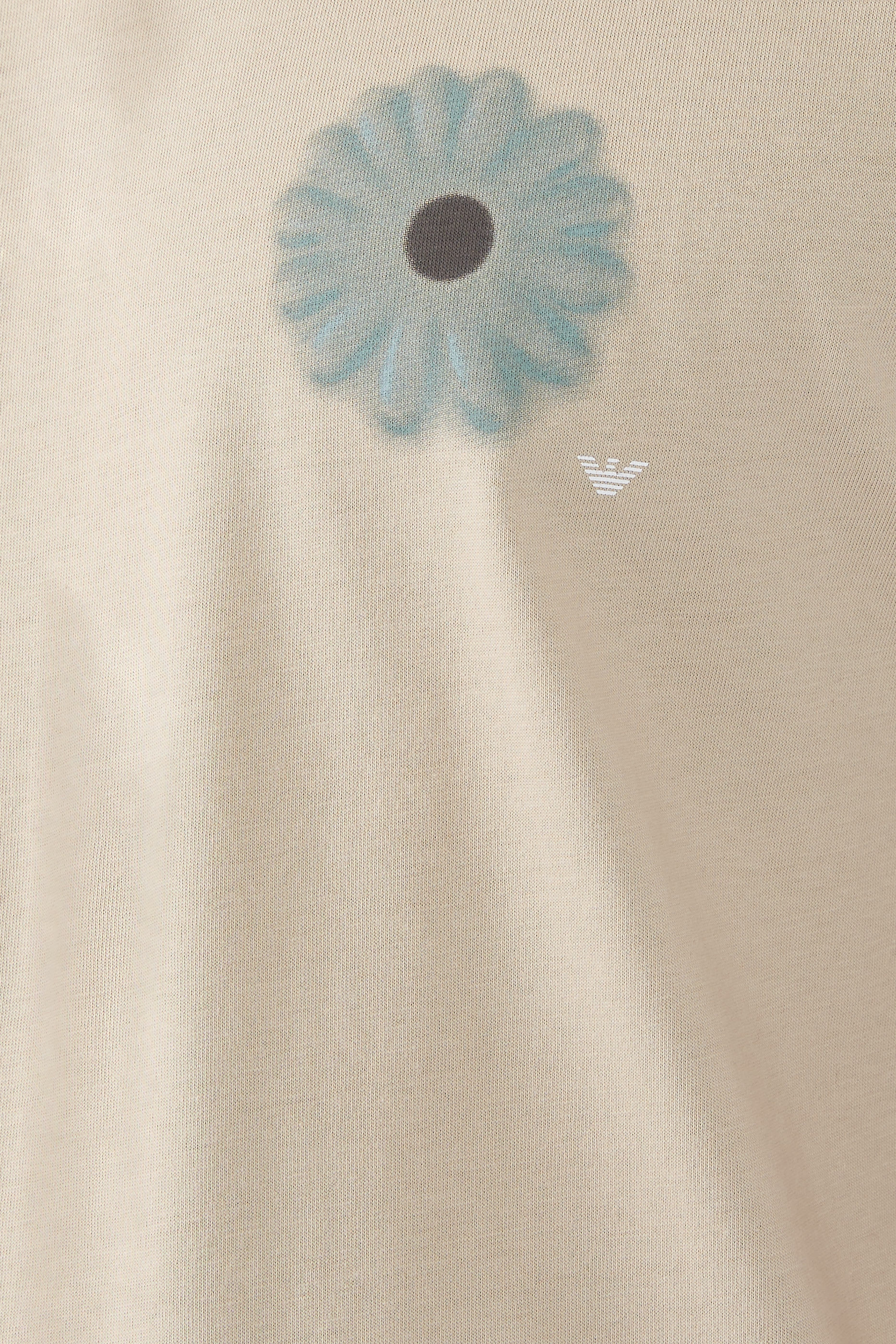 تيشيرت بشعار الماركة قطن