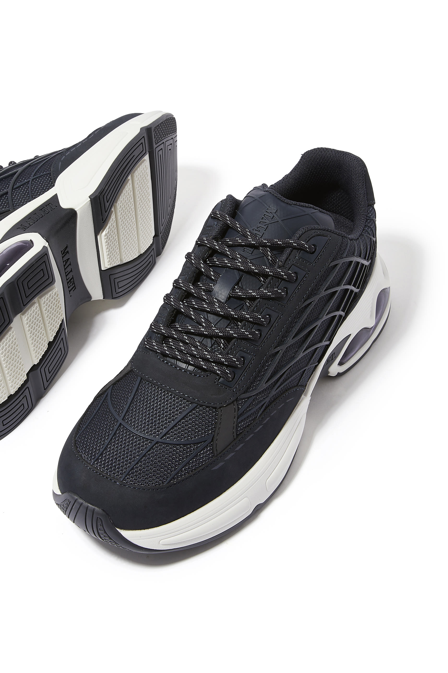 سنيكرز نبتون بكاحل منخفض