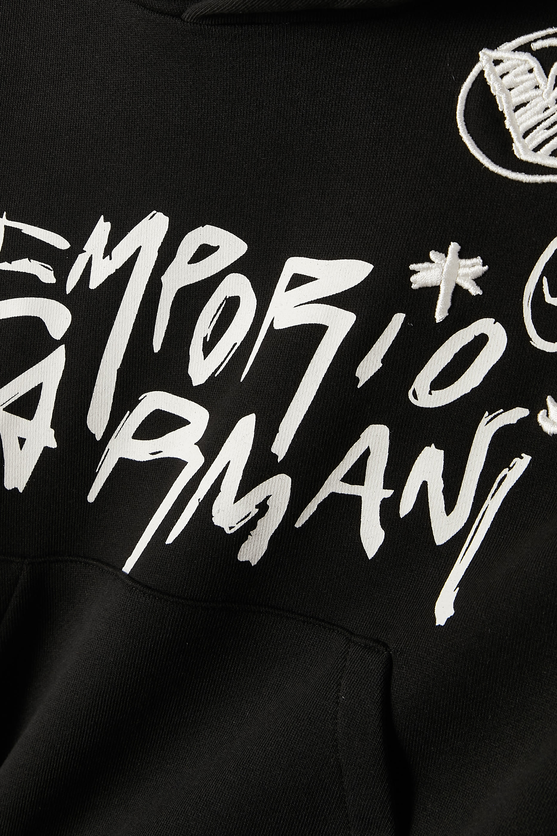 هودي جيرسيه بنقشة شعار الماركة بتصميم غرافيتي للأطفال