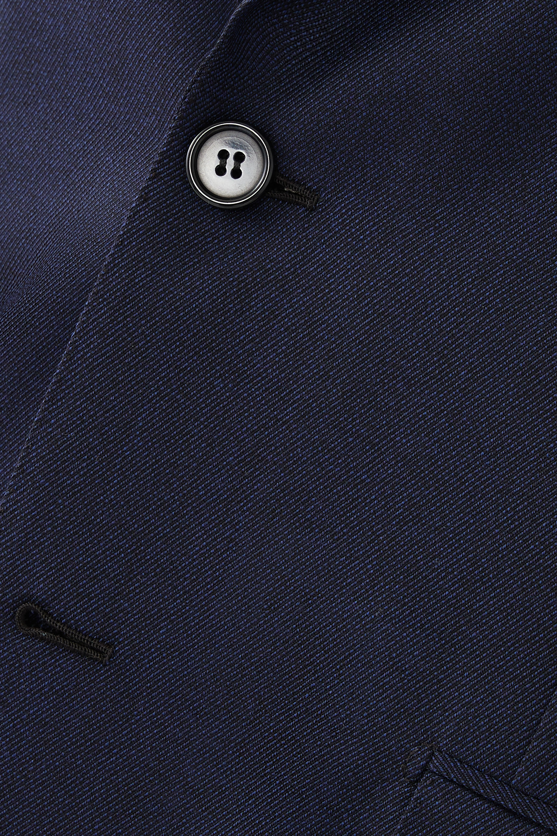 بليزر بتفاصيل مقسومة كشمير، حرير، كتان