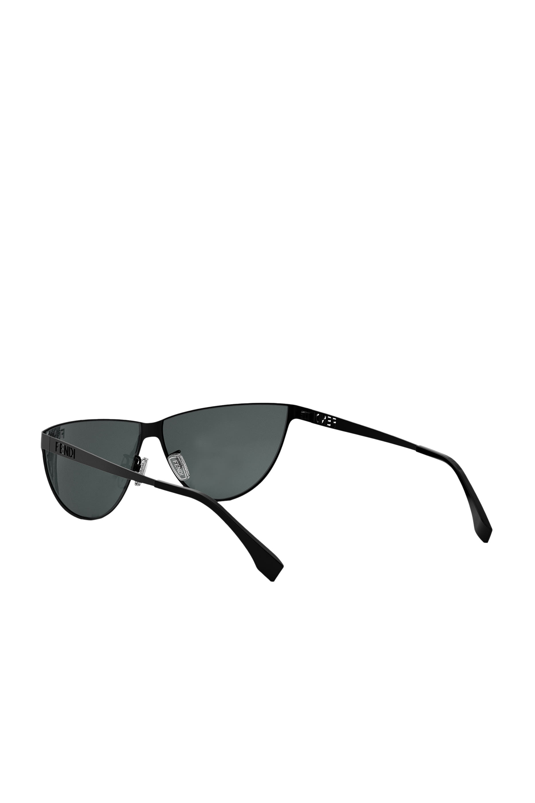 نظارة شمسية بفتحات