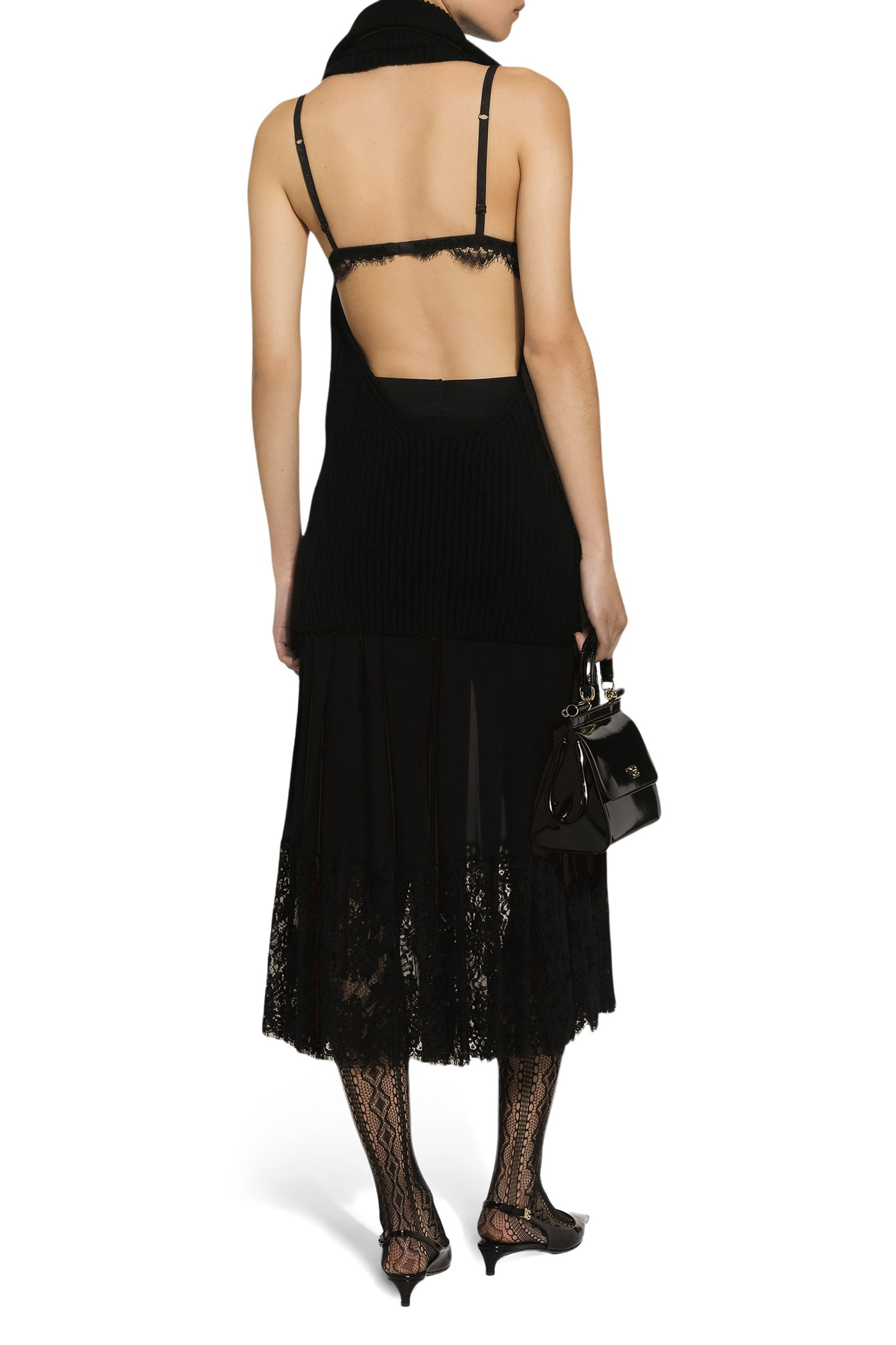 تنورة طويلة جورجيت بحواف دانتيل