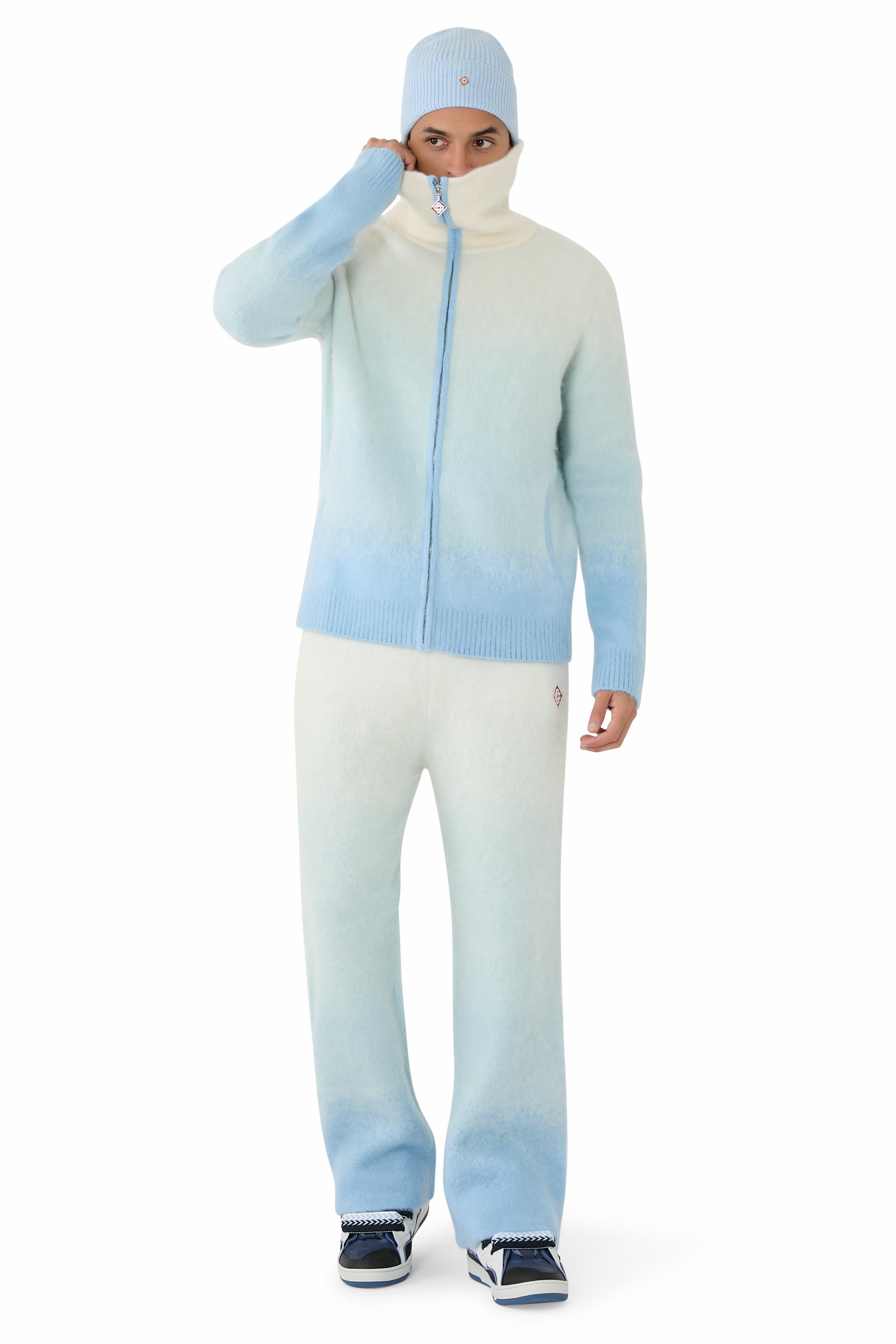 جاكيت بسحاب موهير ناعم بلون متدرج