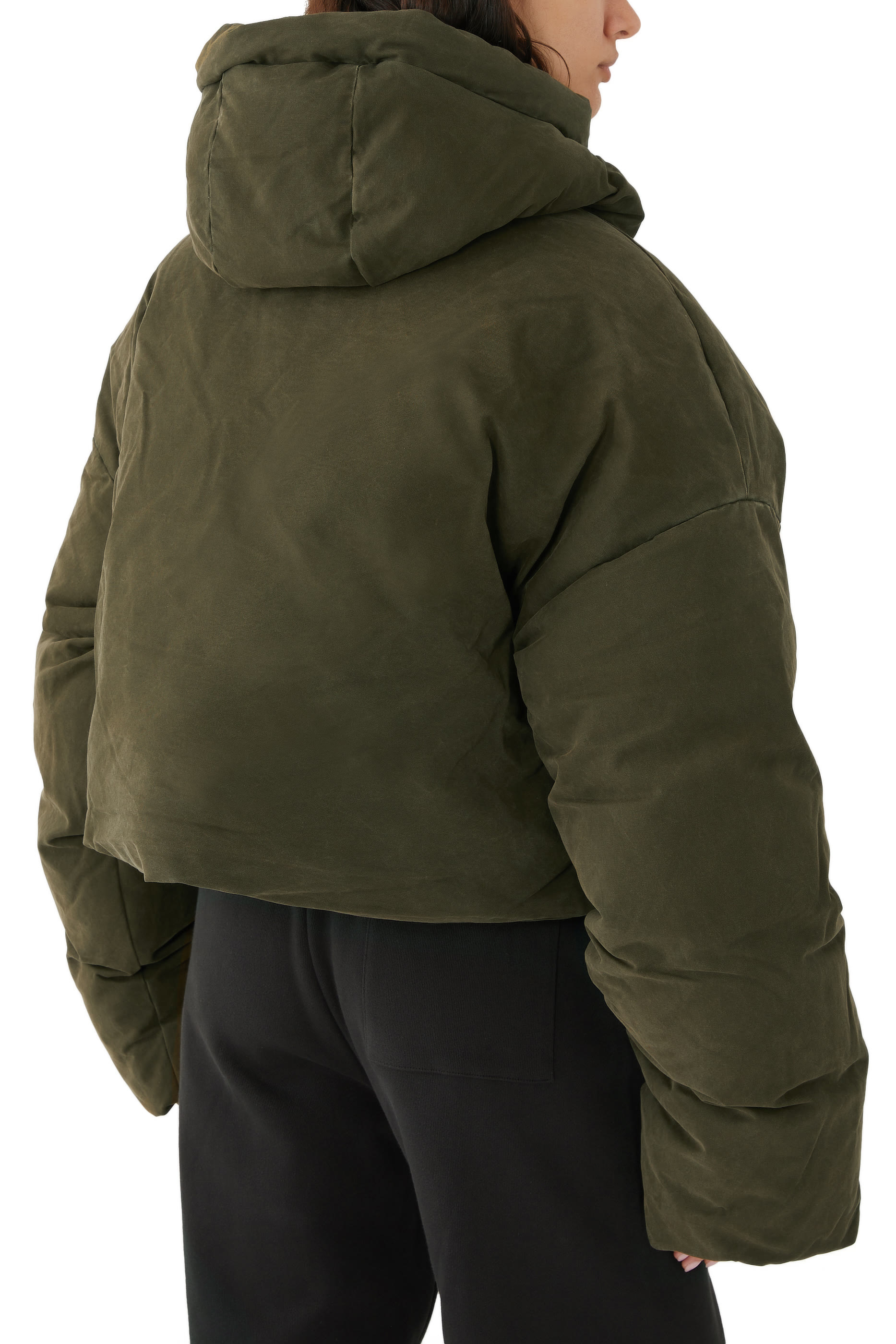 جاكيت بافر ام ام ال بغطاء رأس