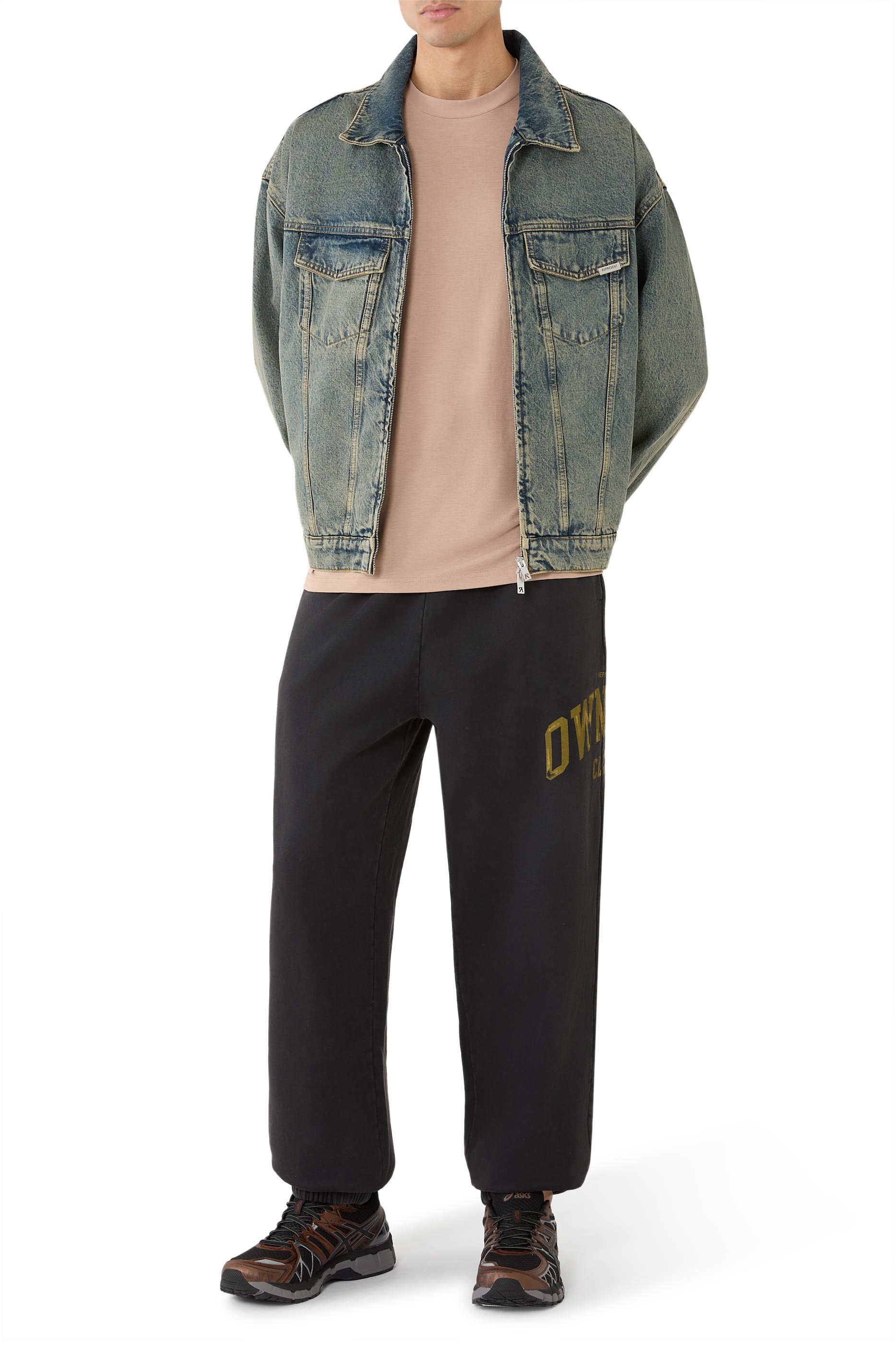 تيشيرت بقصة فضفاضة ونقشة تيم 247