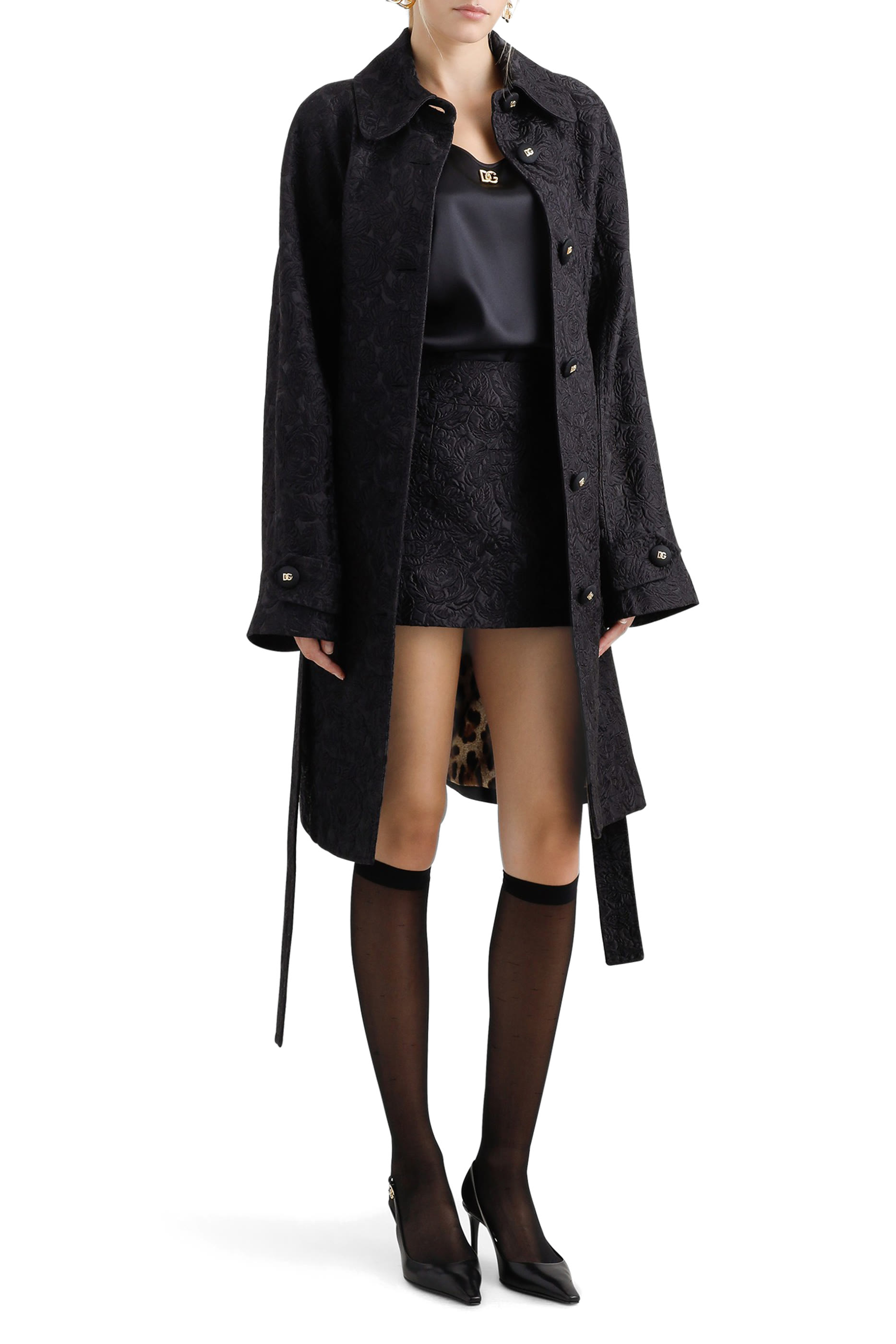 تنورة بقصيرة بنقشة زهور