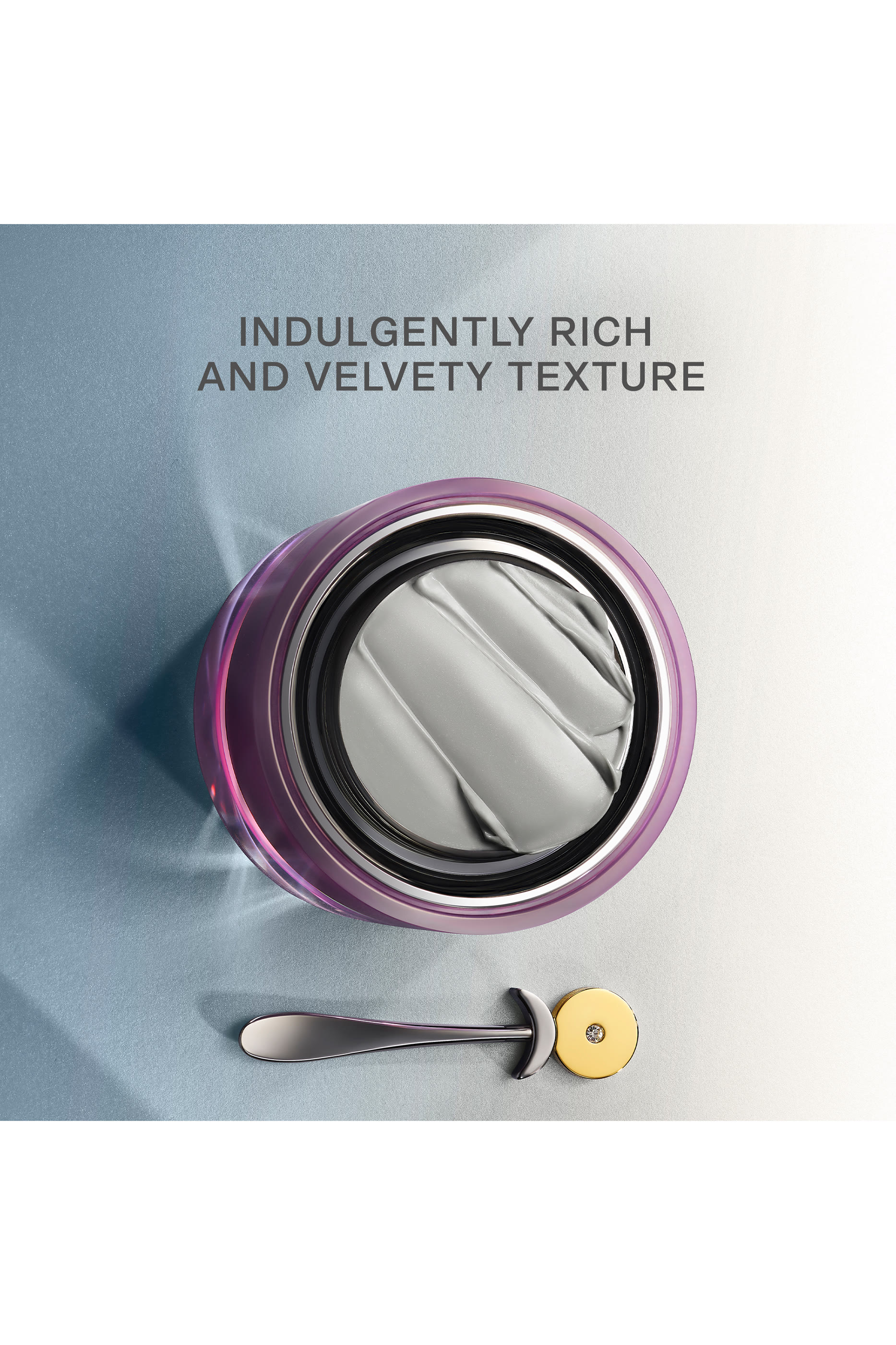 كريم بلاتينوم رير اوت لاستعادة شباب البشرة