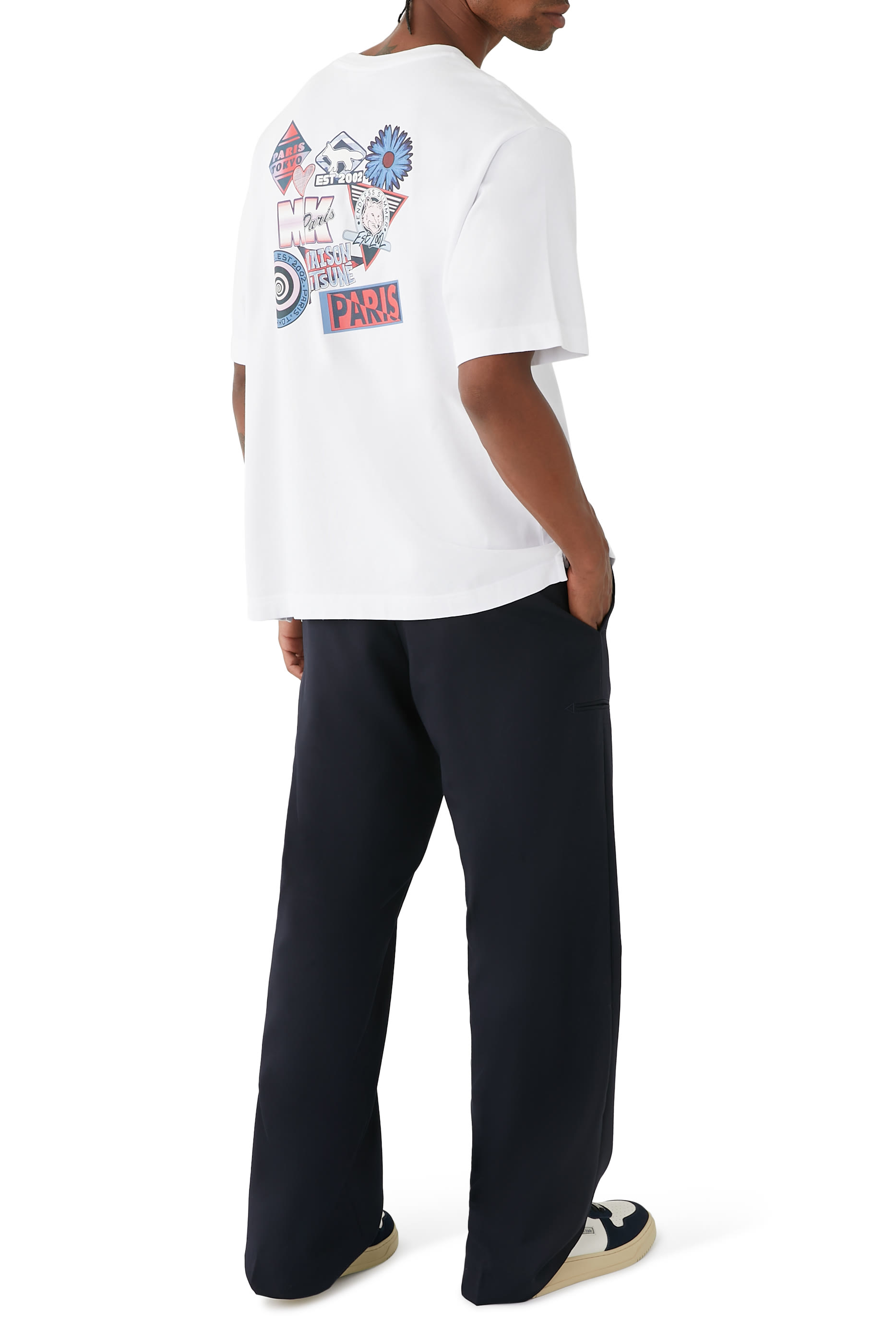 تيشيرت سيرف كولاج بقصة فضفاضة