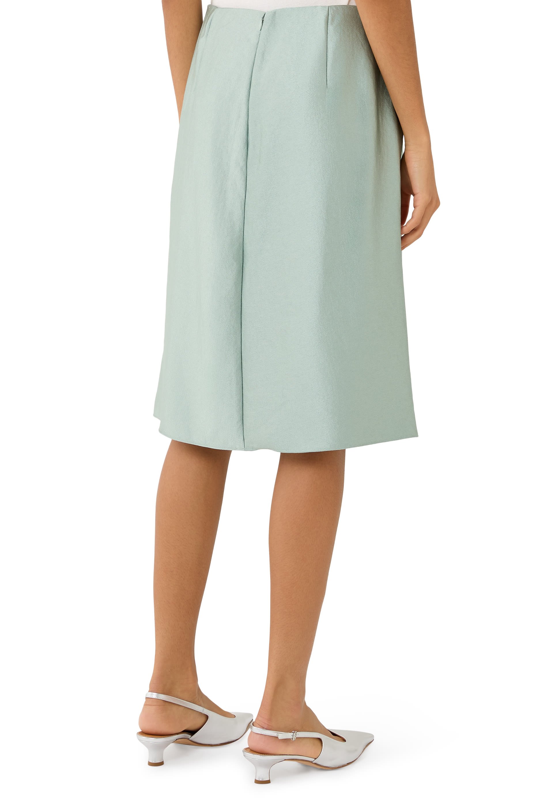 تنورة بطول الركبة بقصة على شكل حرف A ساتان