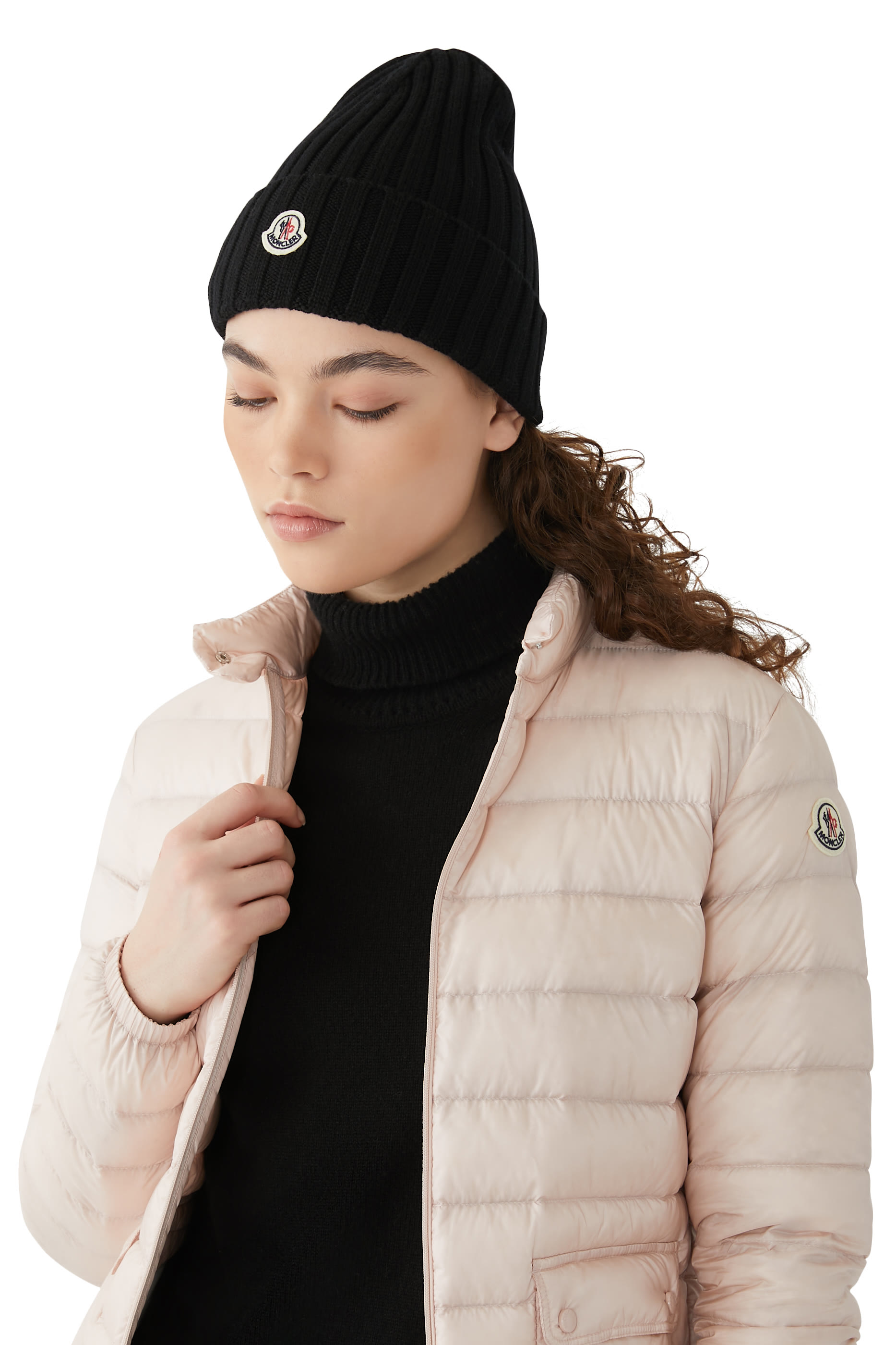 قبعة بيني برقعة بشعار الماركة