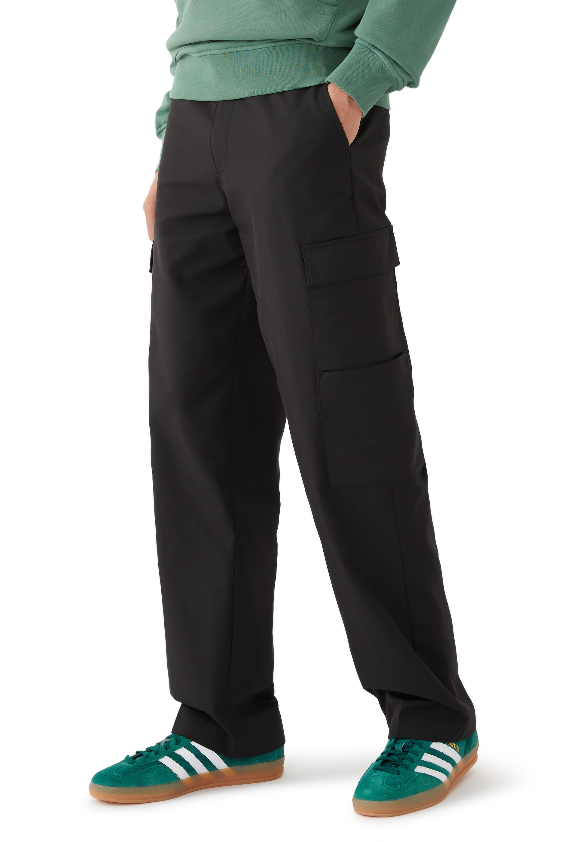 سنيكرز جازيل إندور