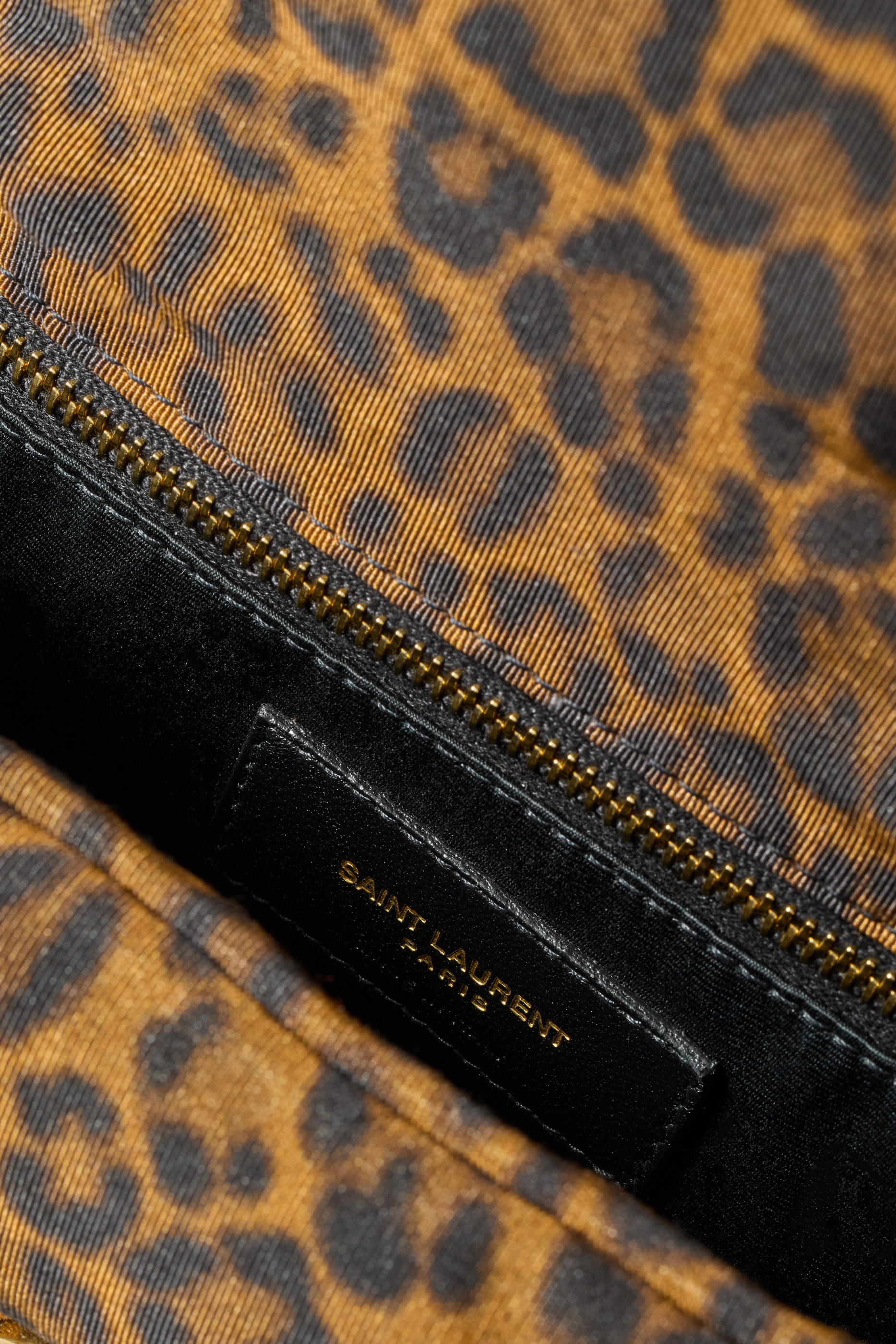 حقيبة كاليبسو بسلسلة