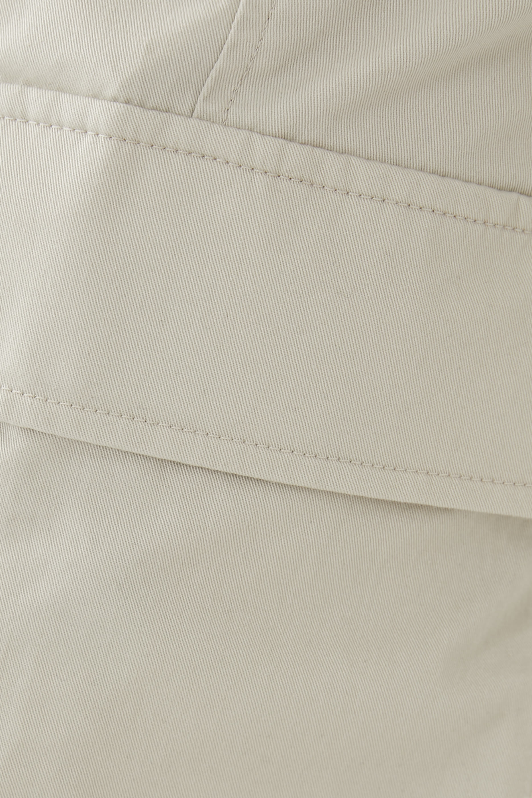 بنطال كورتيس هانسون