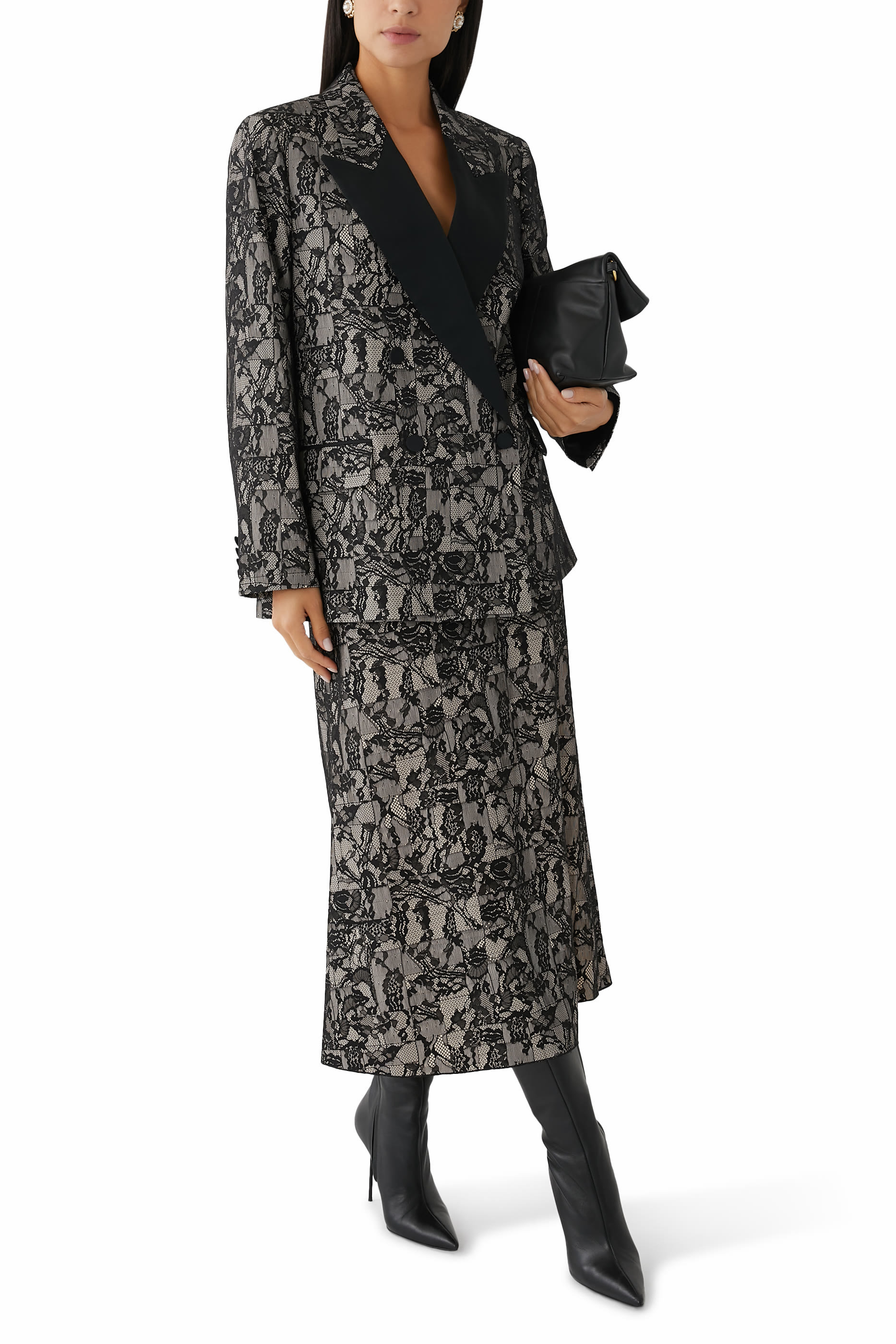 جاكيت جايدن بنقشة مربعات وتفاصيل دانتيل