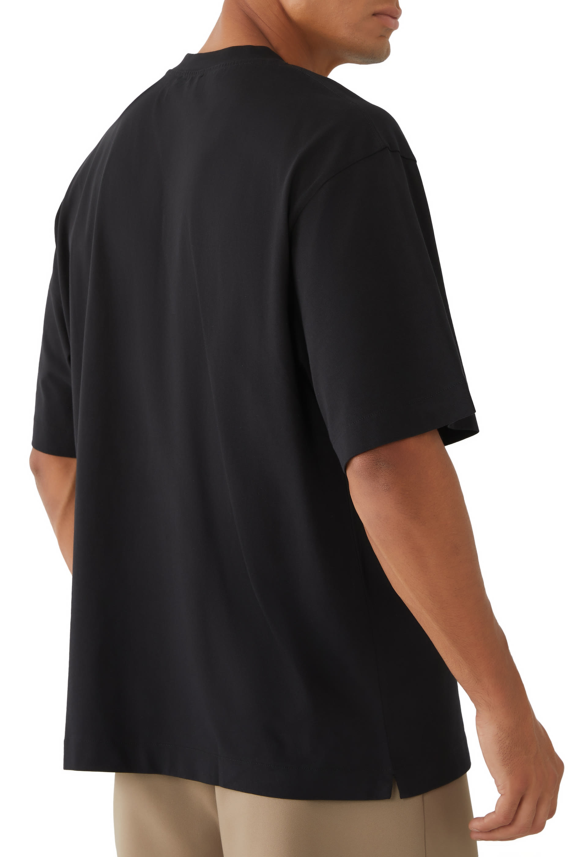 تيشيرت سكيت بشعار الماركة