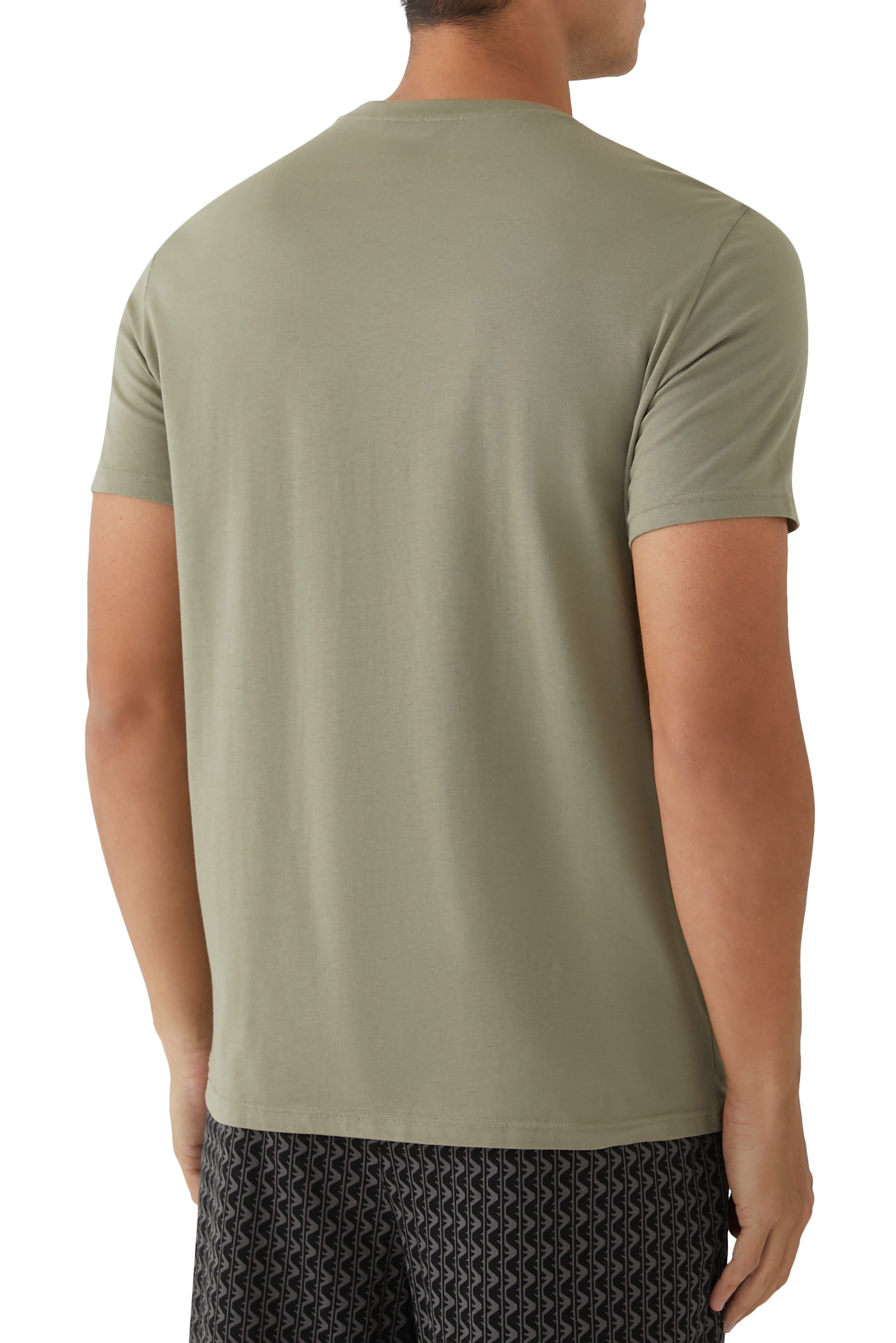 طقم تيشيرت بياقة ضيقة، قطعتين