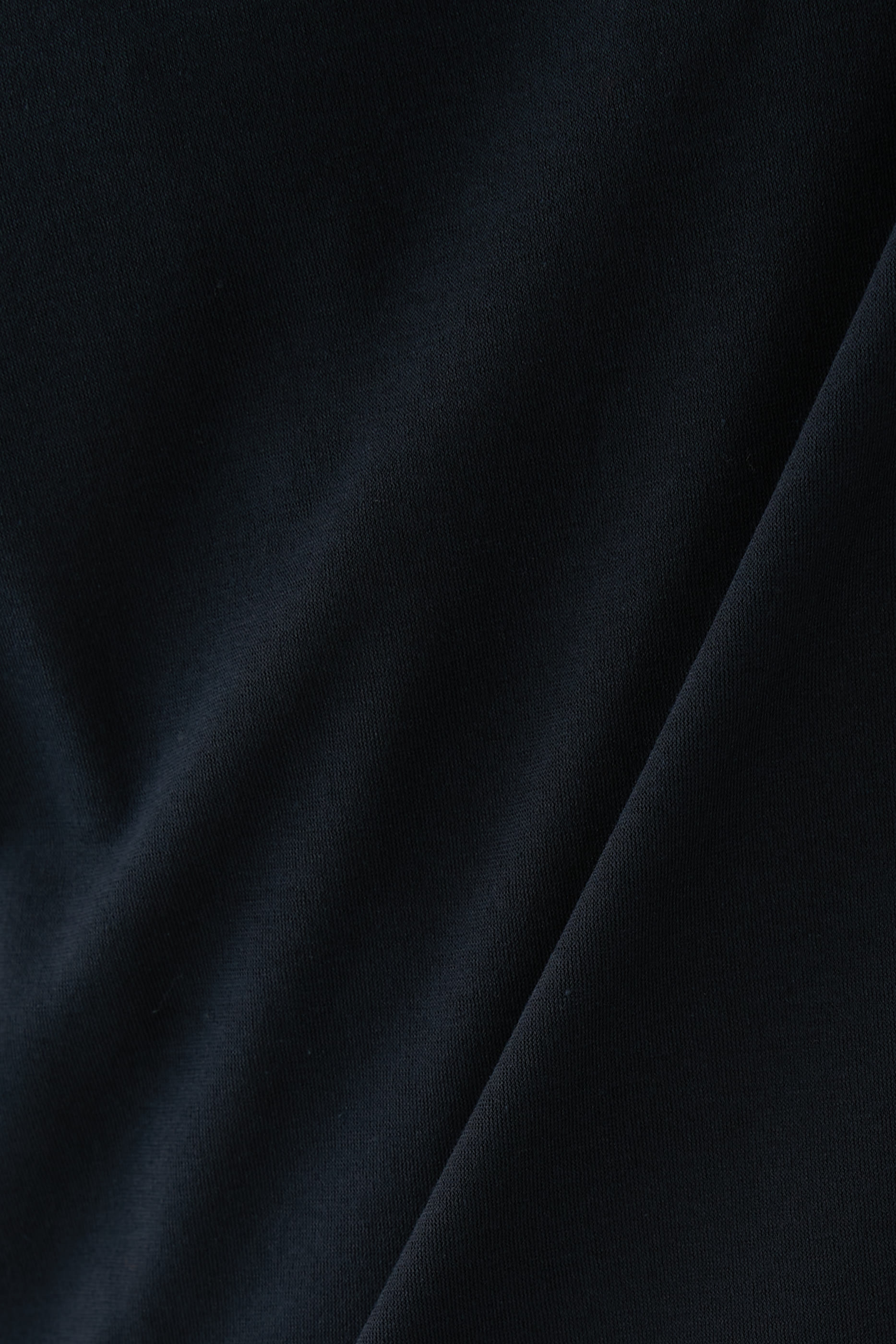 تيشيرت قطن آيس عضوي بقصة ضيقة